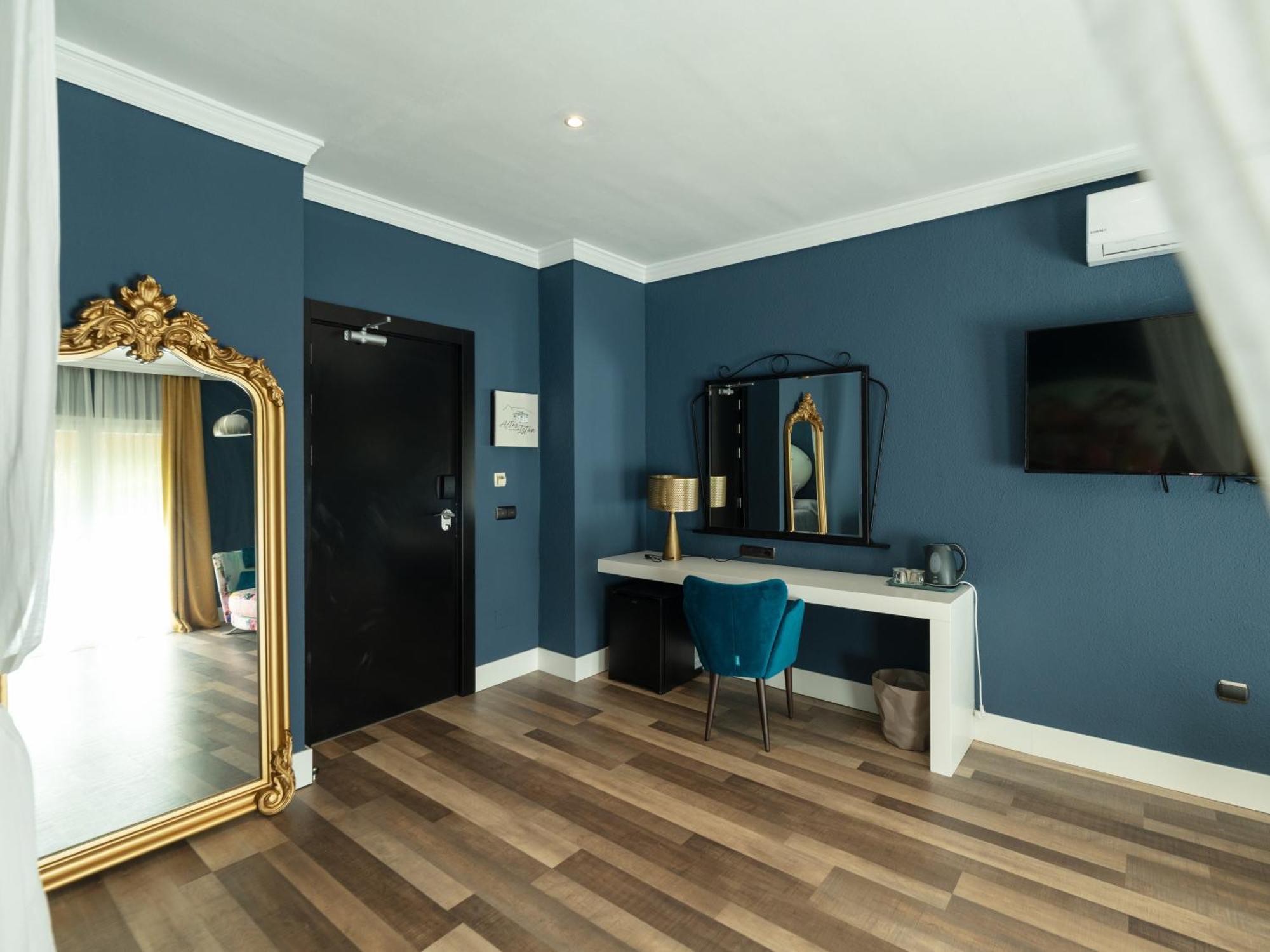 Altos De Hotel 4*