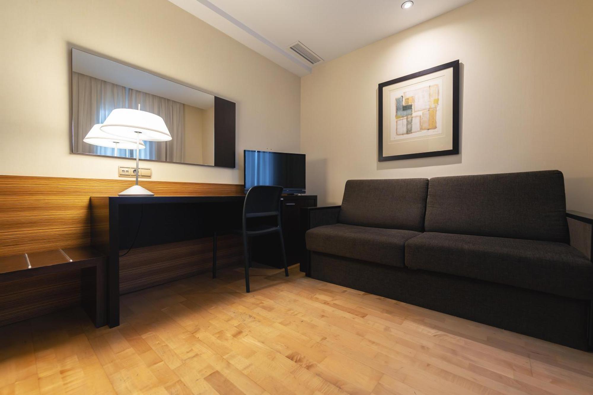Port Hotel 4*