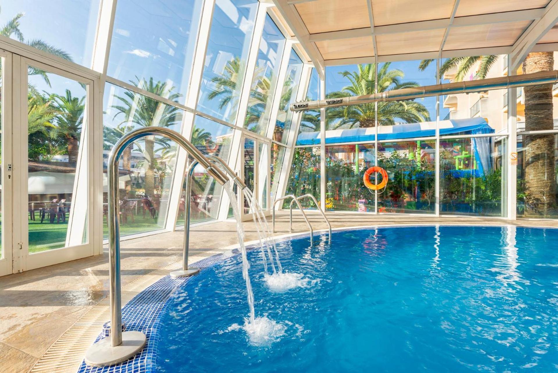 Port Hotel 3*