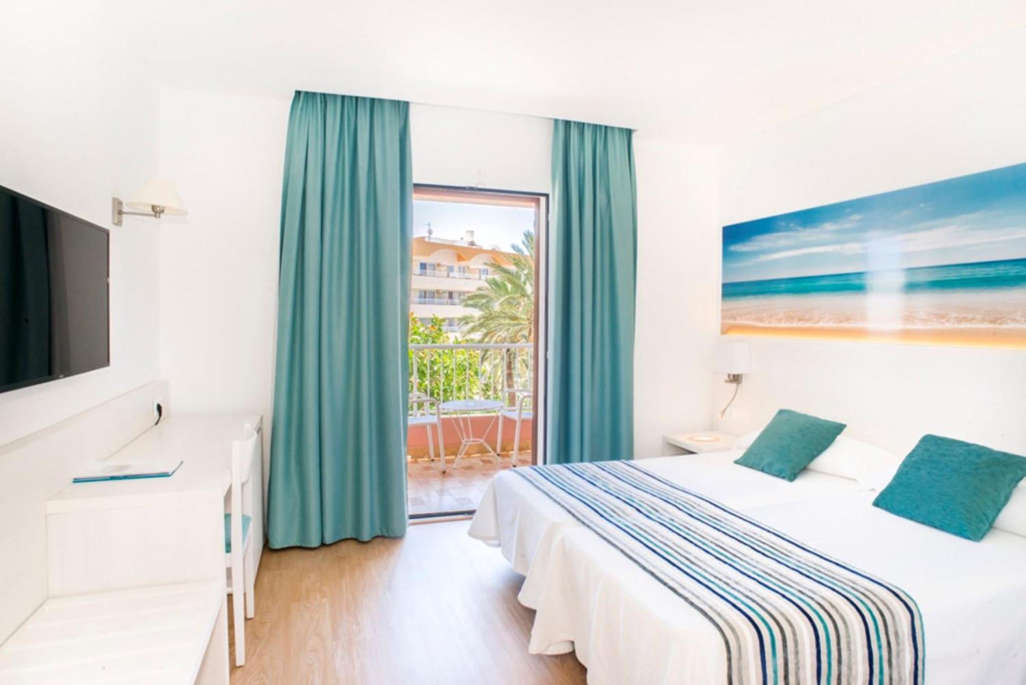 Hotel Playas De Paguera 3*