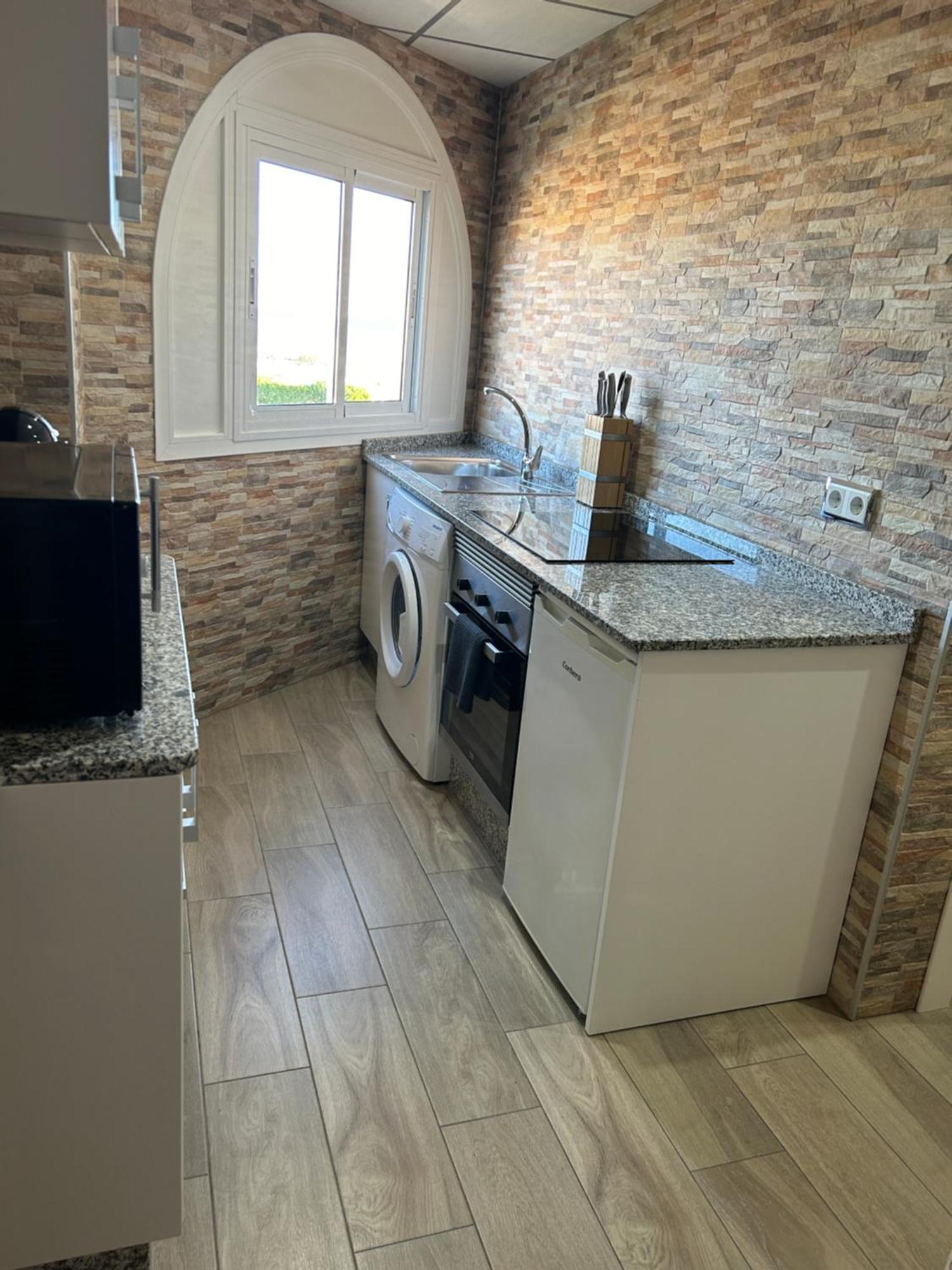 Stunning Location! 15m To Mojácar