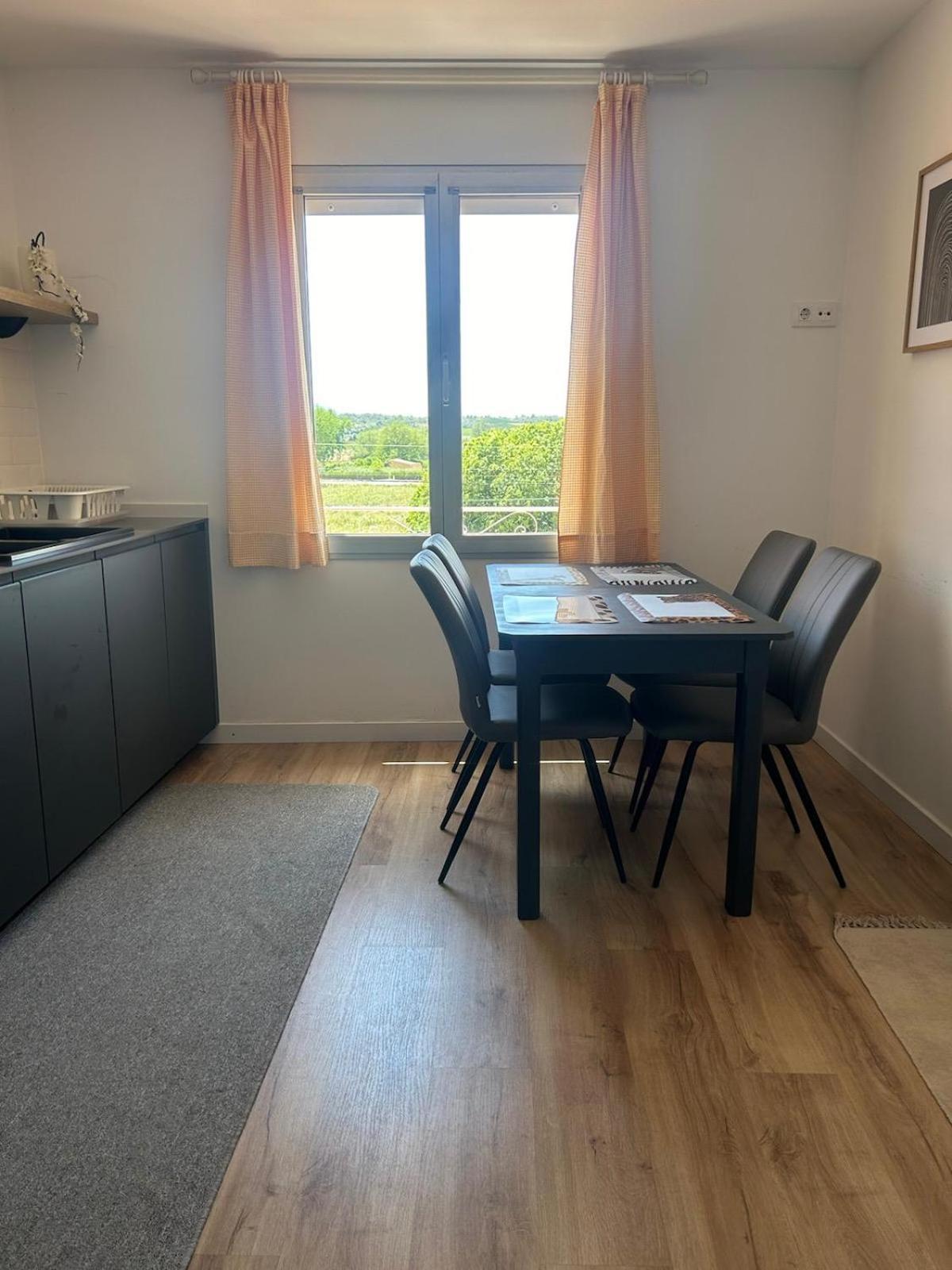 Via Ca'ls Avis Holiday home Campredo