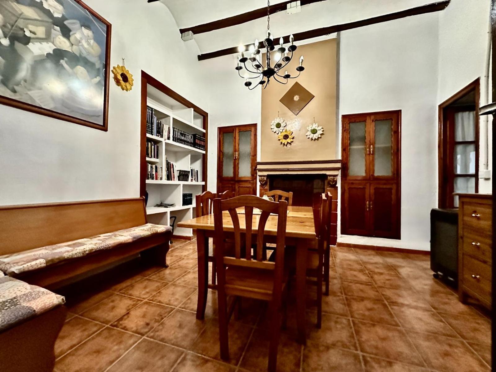 Casa Cervantes * Bunol