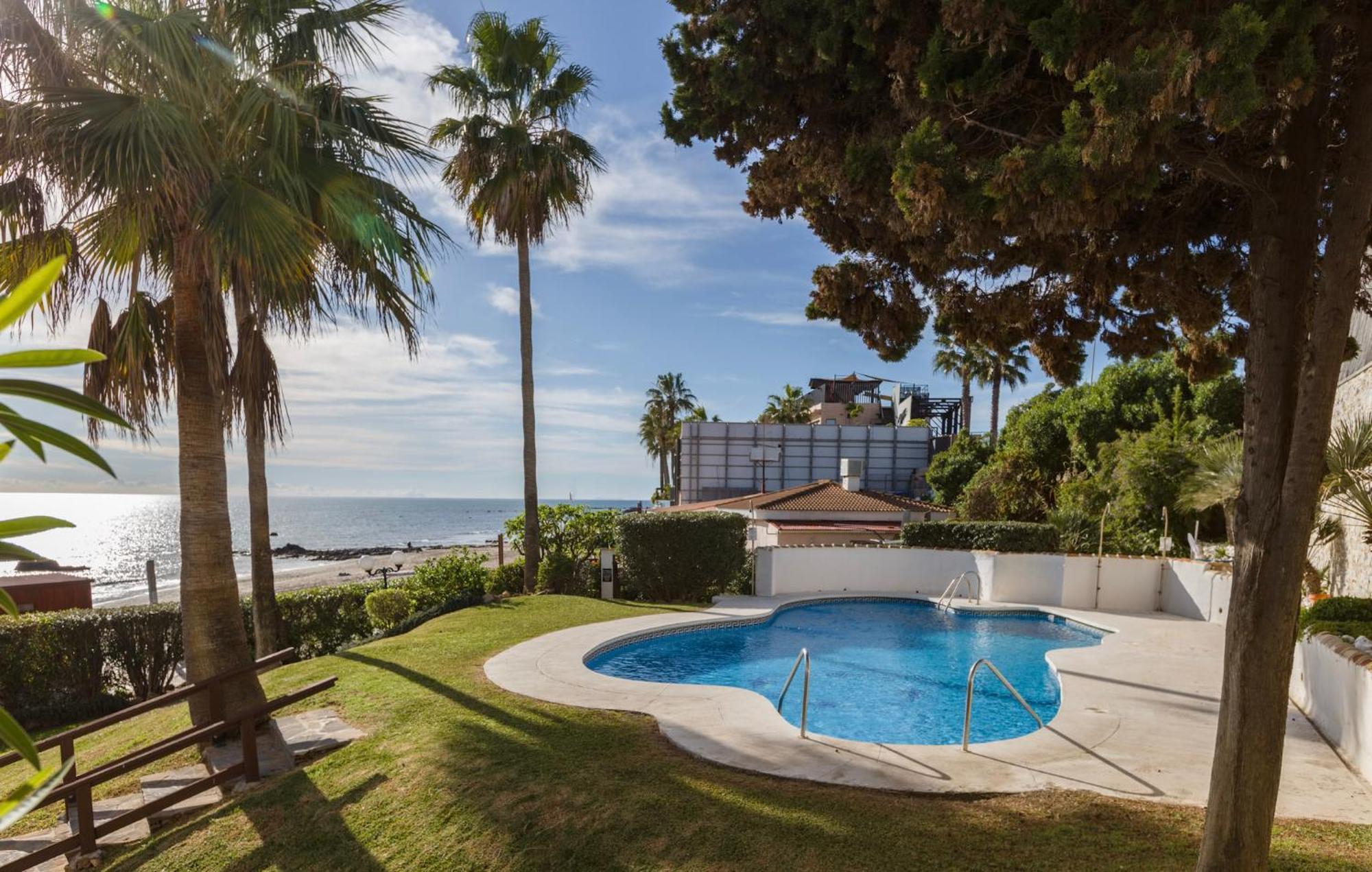 Apartment Oceanfront Mijas