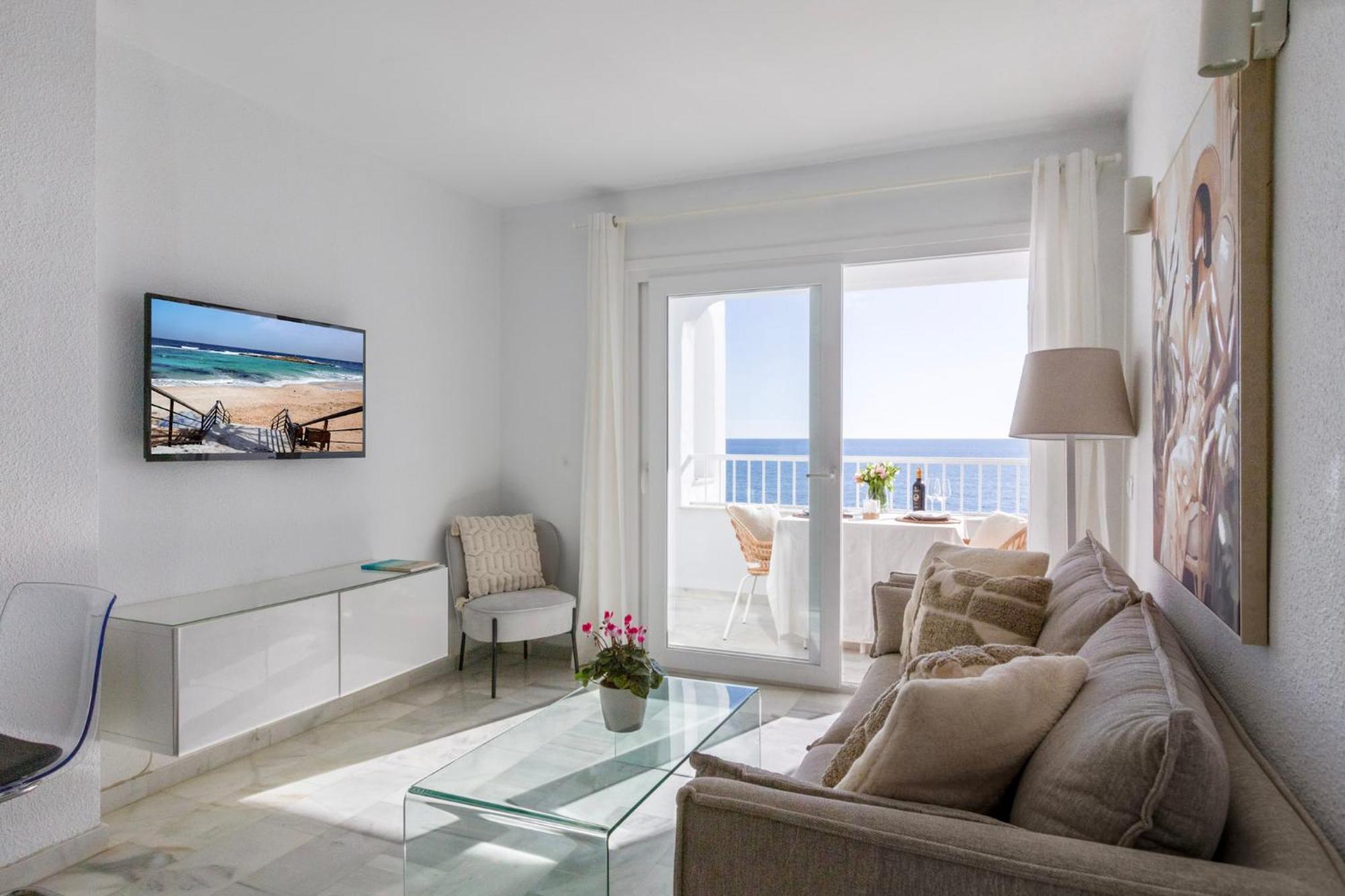 Oceanfront * Mijas