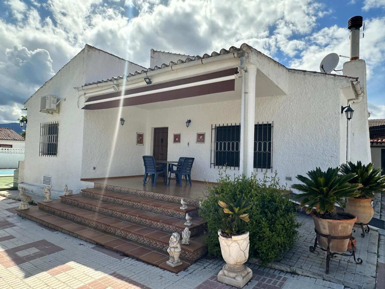 Independiente En Zona Residencial Rural Holiday home