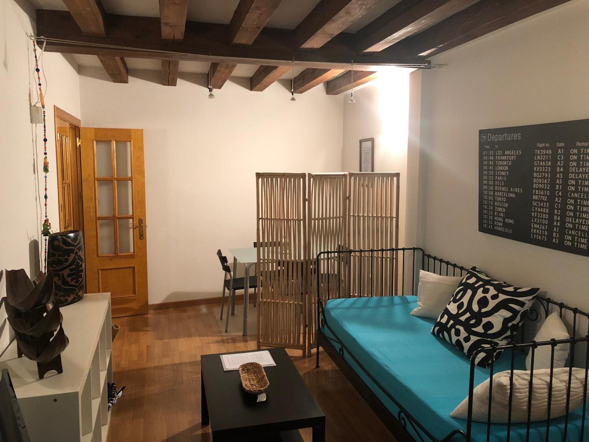 Edificio Con 2 Opciones Duplex 3 Y 1 En Plaza Mayor *