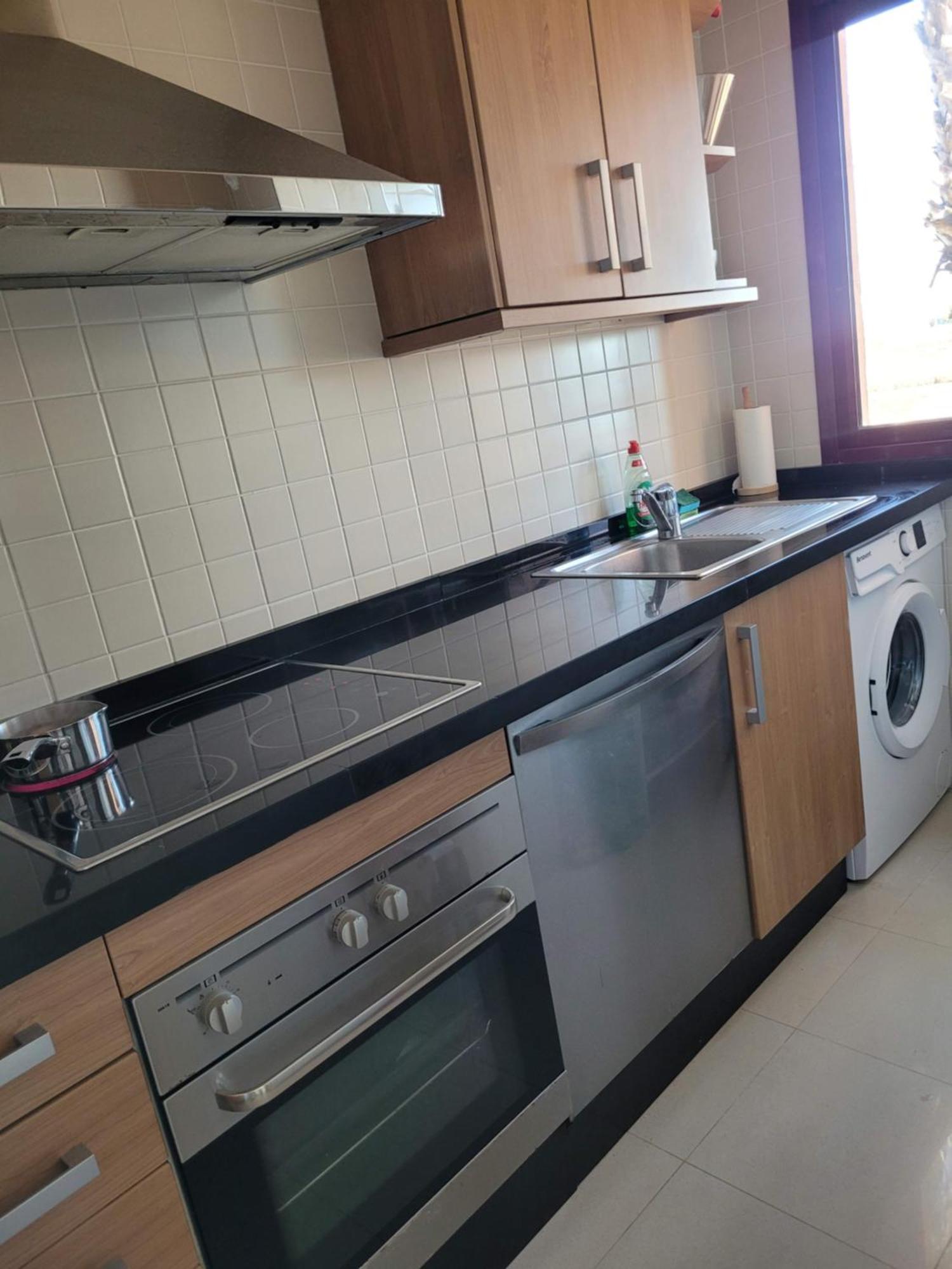 Alcazares Beachfront Maisonette Apartamento *