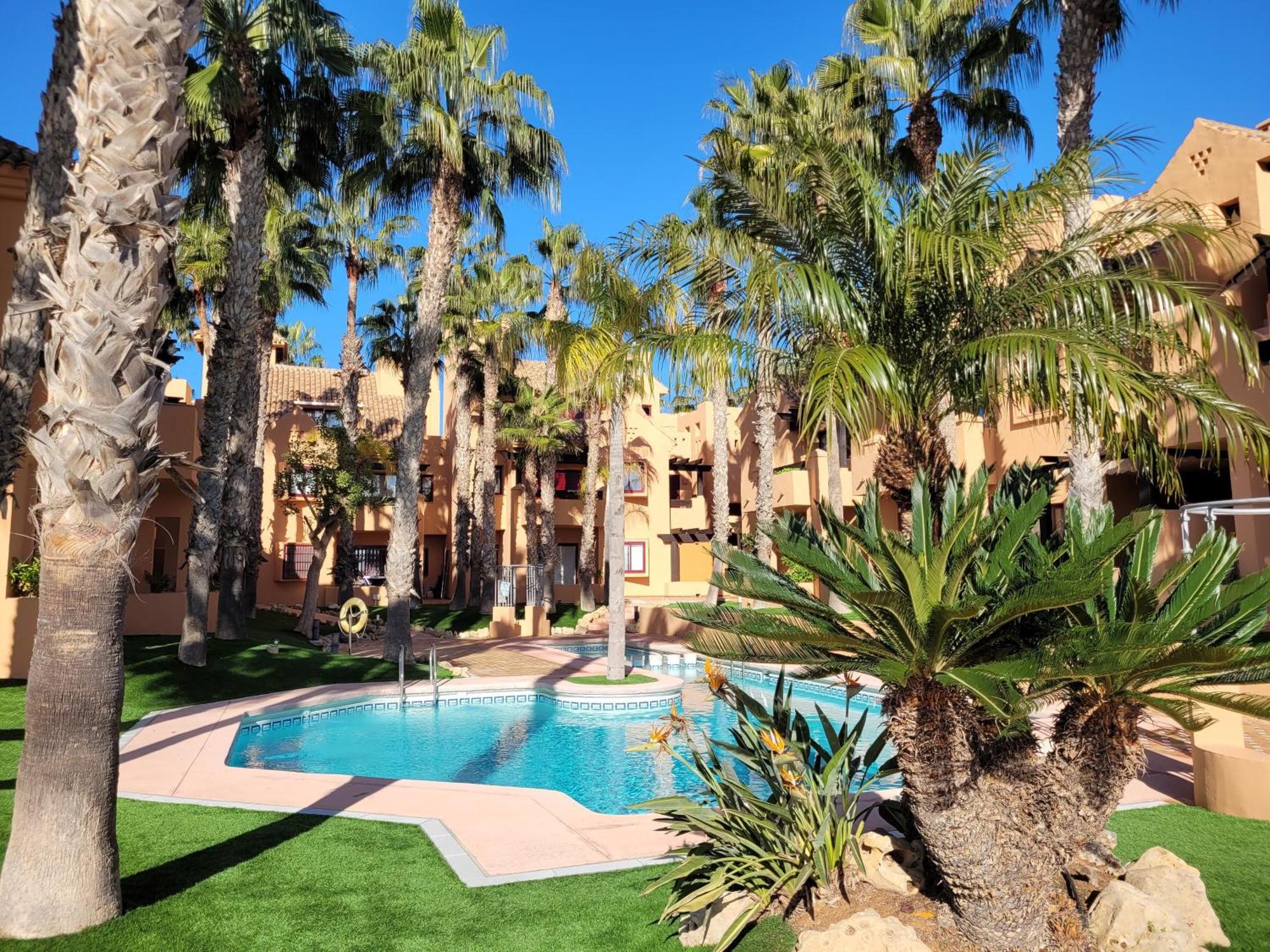 Alcazares Beachfront Maisonette *