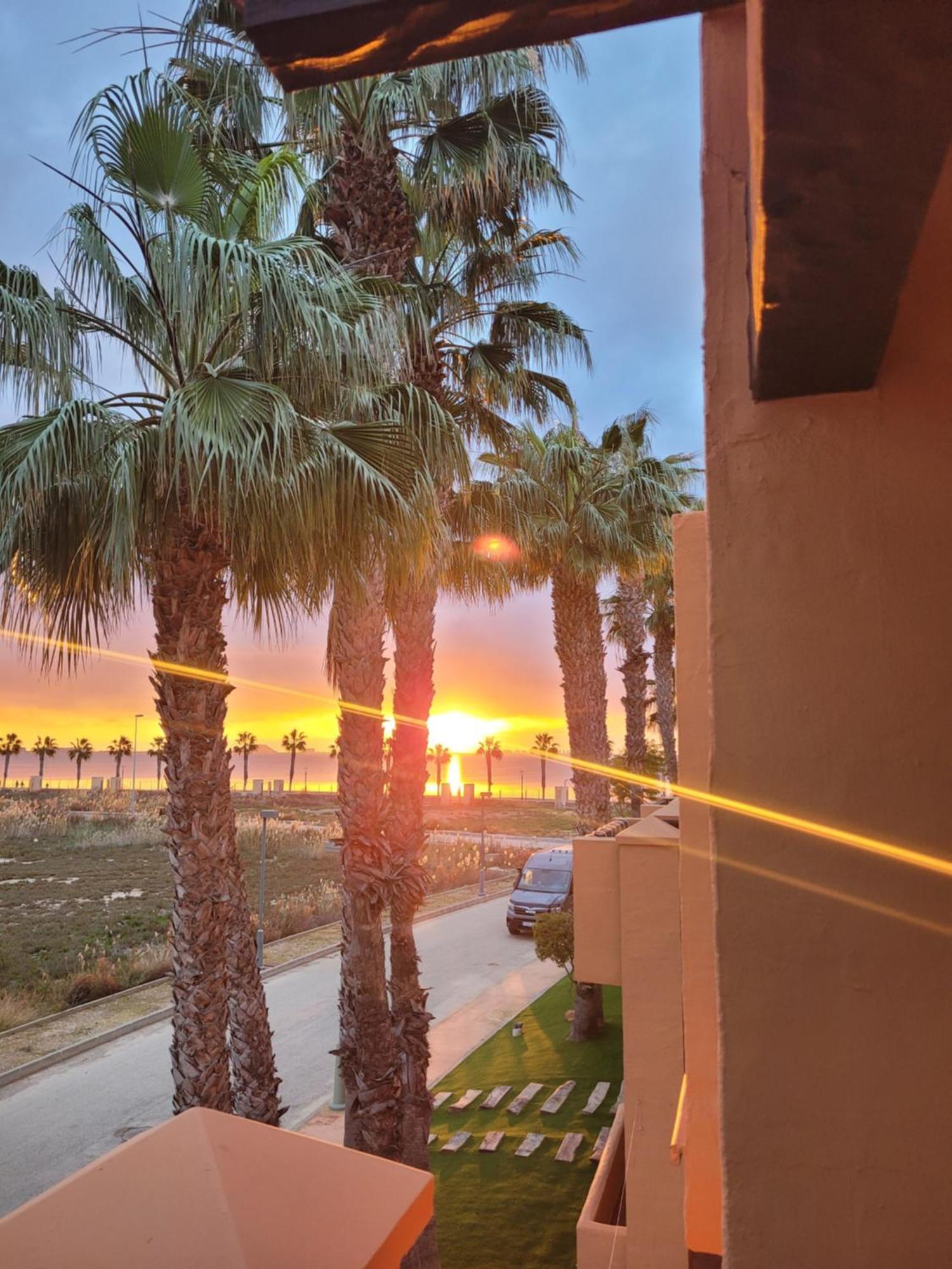 Alcazares Beachfront Maisonette Apartment Los Narejos