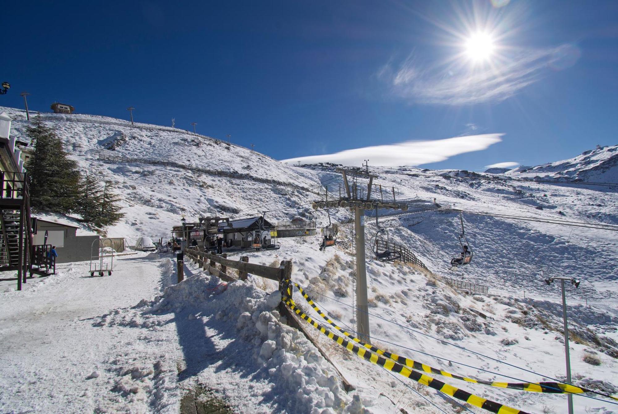 Snowgranada Valles Alodia House Apartamento