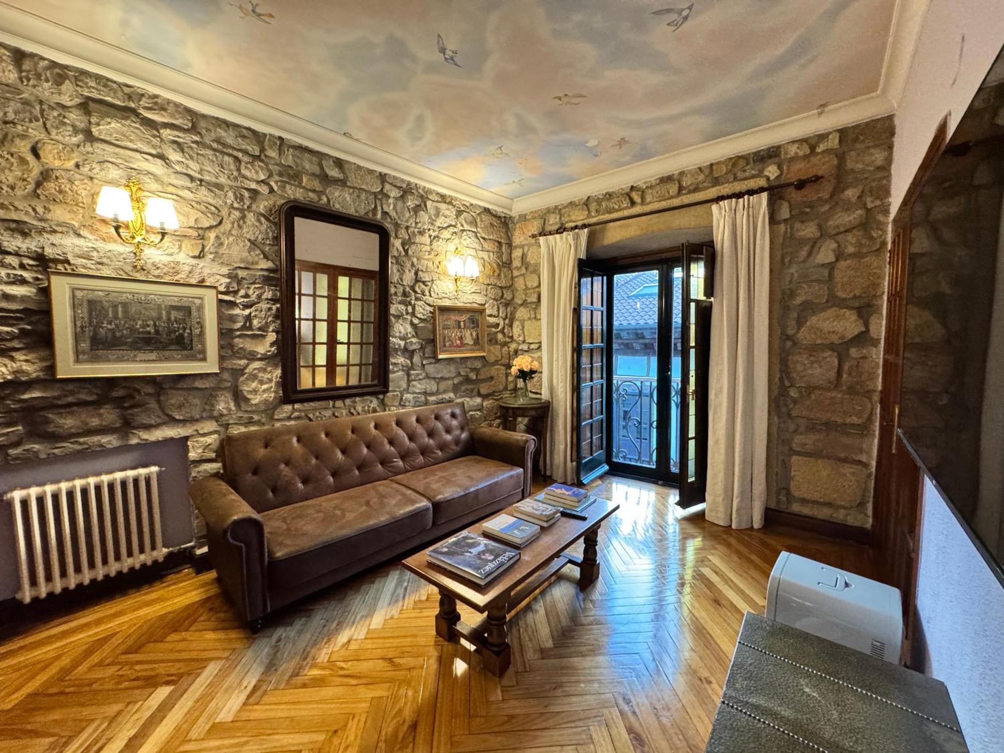 Palacio Pampinot Hondarribia