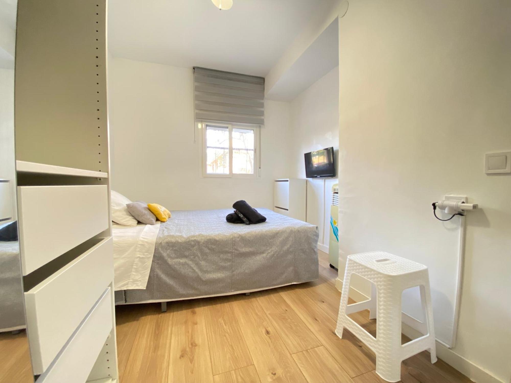 Gypsy Budget Shared Flat Homestay Valencia