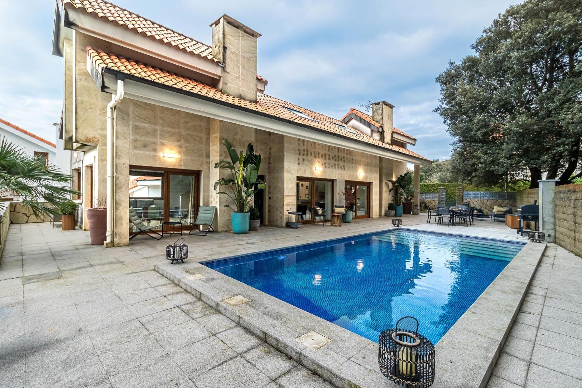 Сasa de vacaciones Espectacular Con Piscina, Sauna Y Jacuzzi *