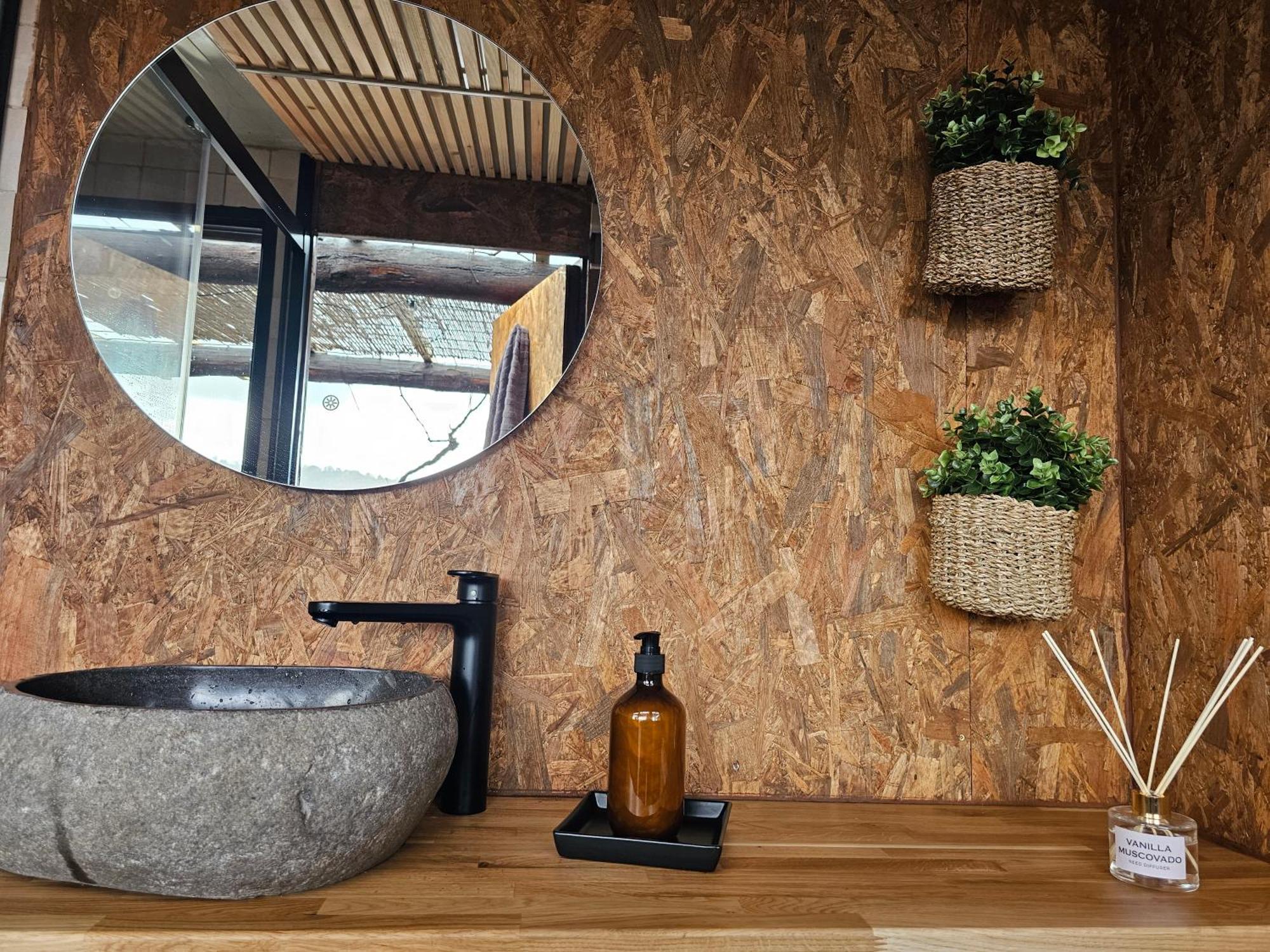 Chalet Vina Candaz By Oktheway