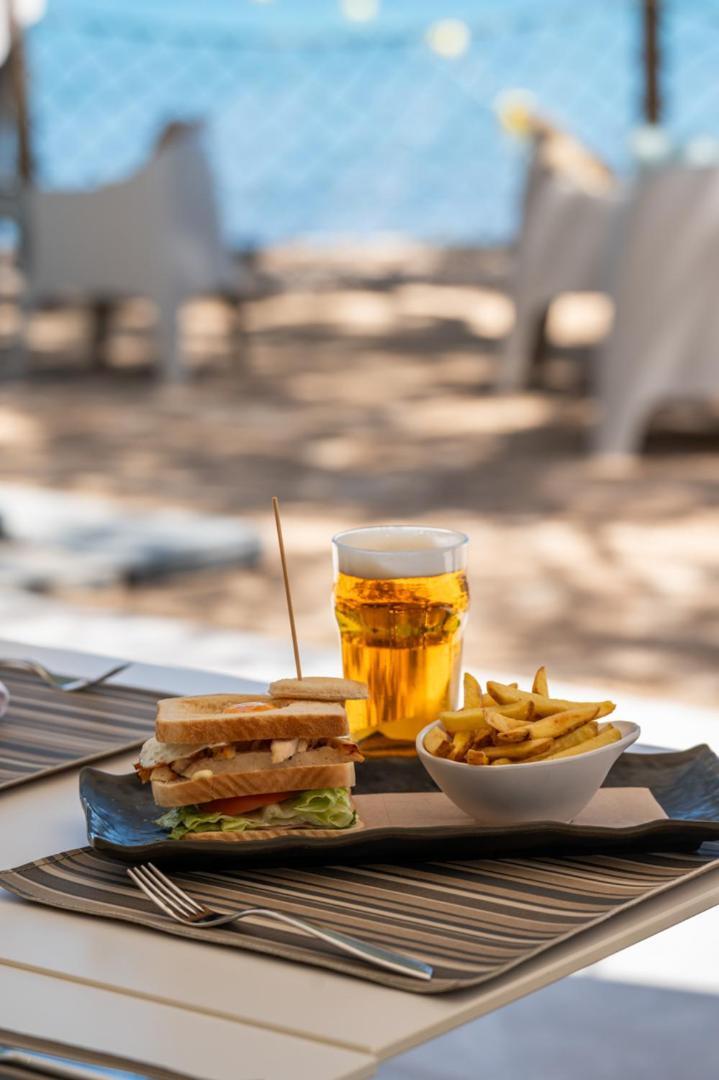 Els Pins & - Emar Hotel