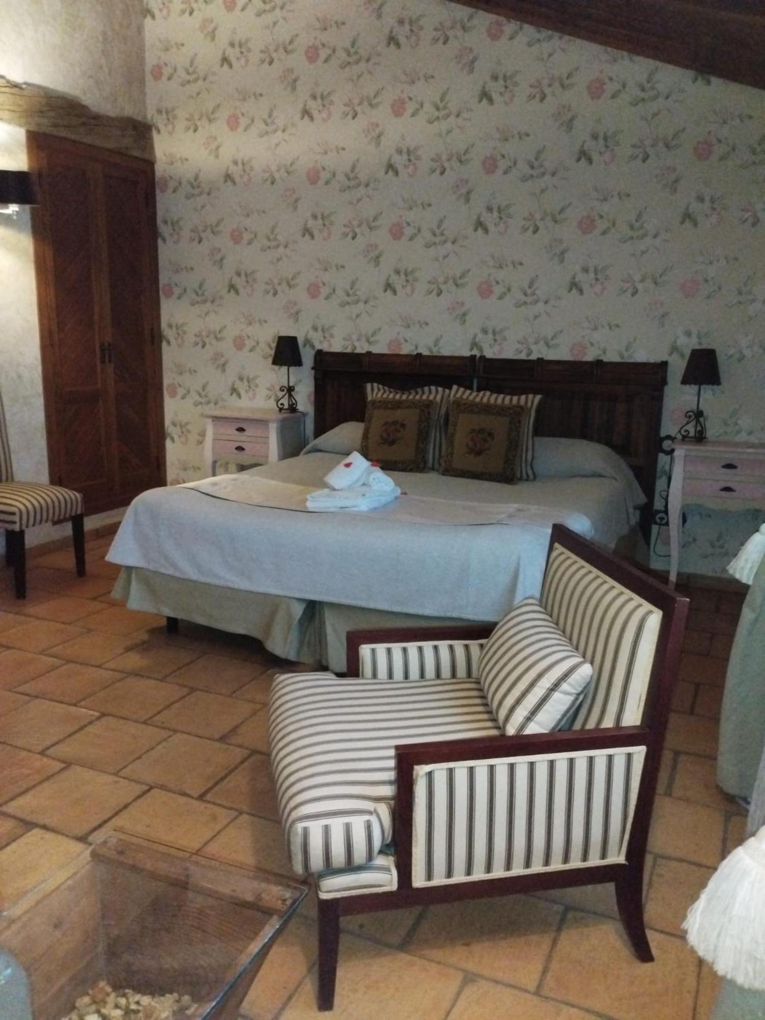 Hotel Restaurante Fuenteplateada
