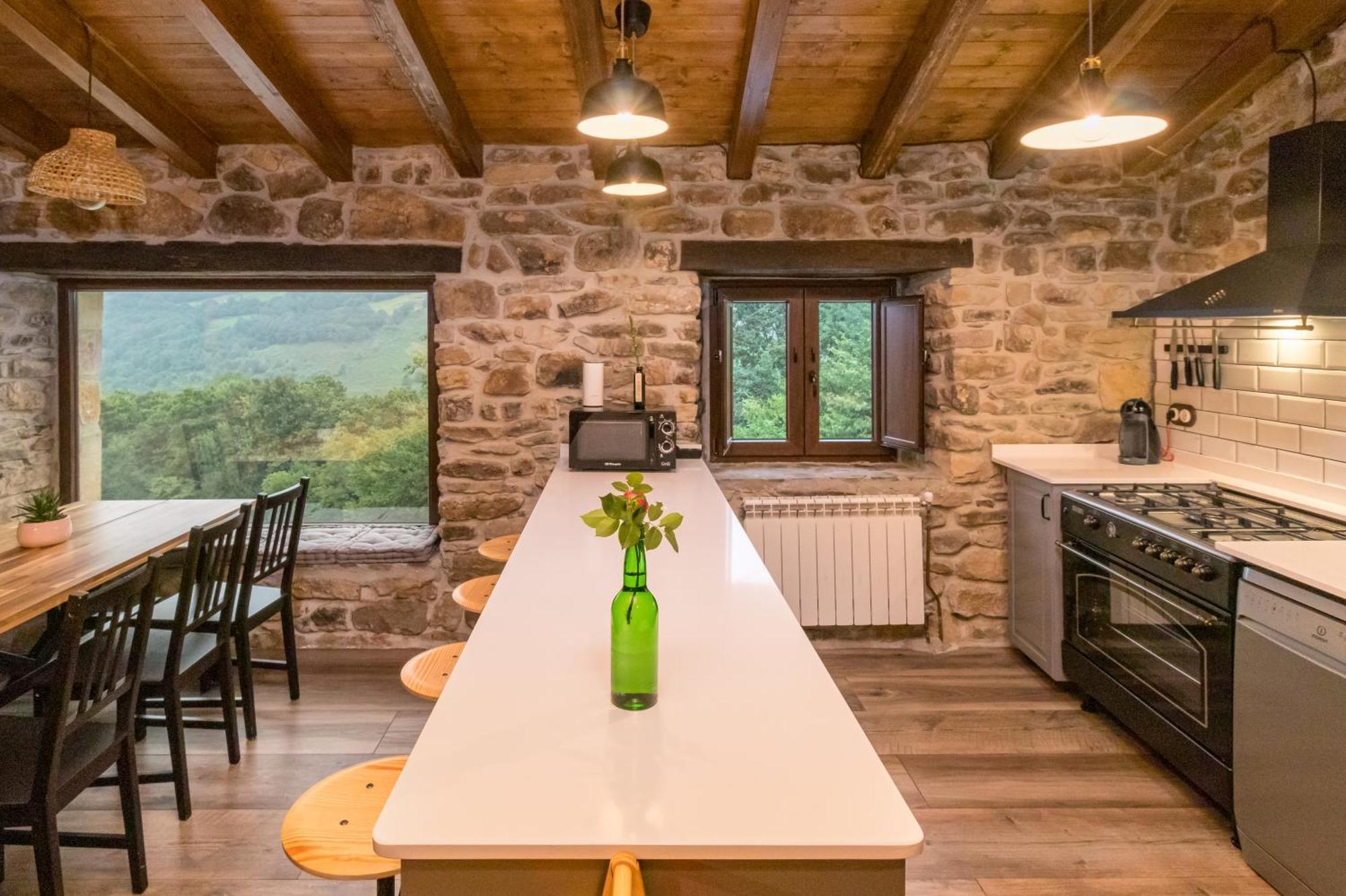 Chalet Pasiega El Ojal San Pedro Del Romeral