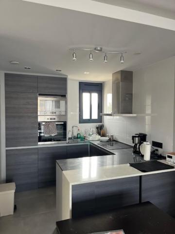 Apartment Oasis - Floor With Seaview