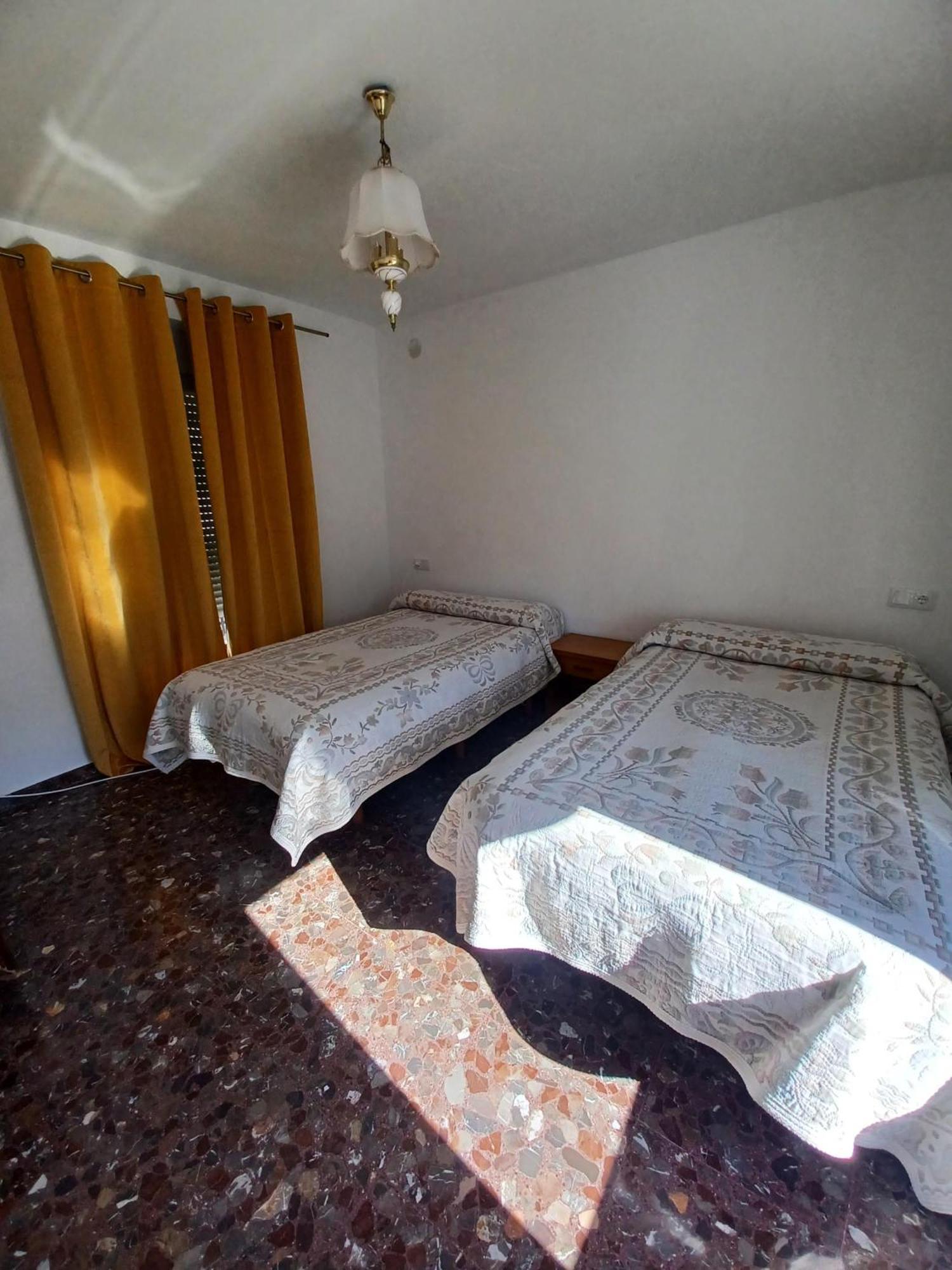 Casa Del Cura * Quéntar