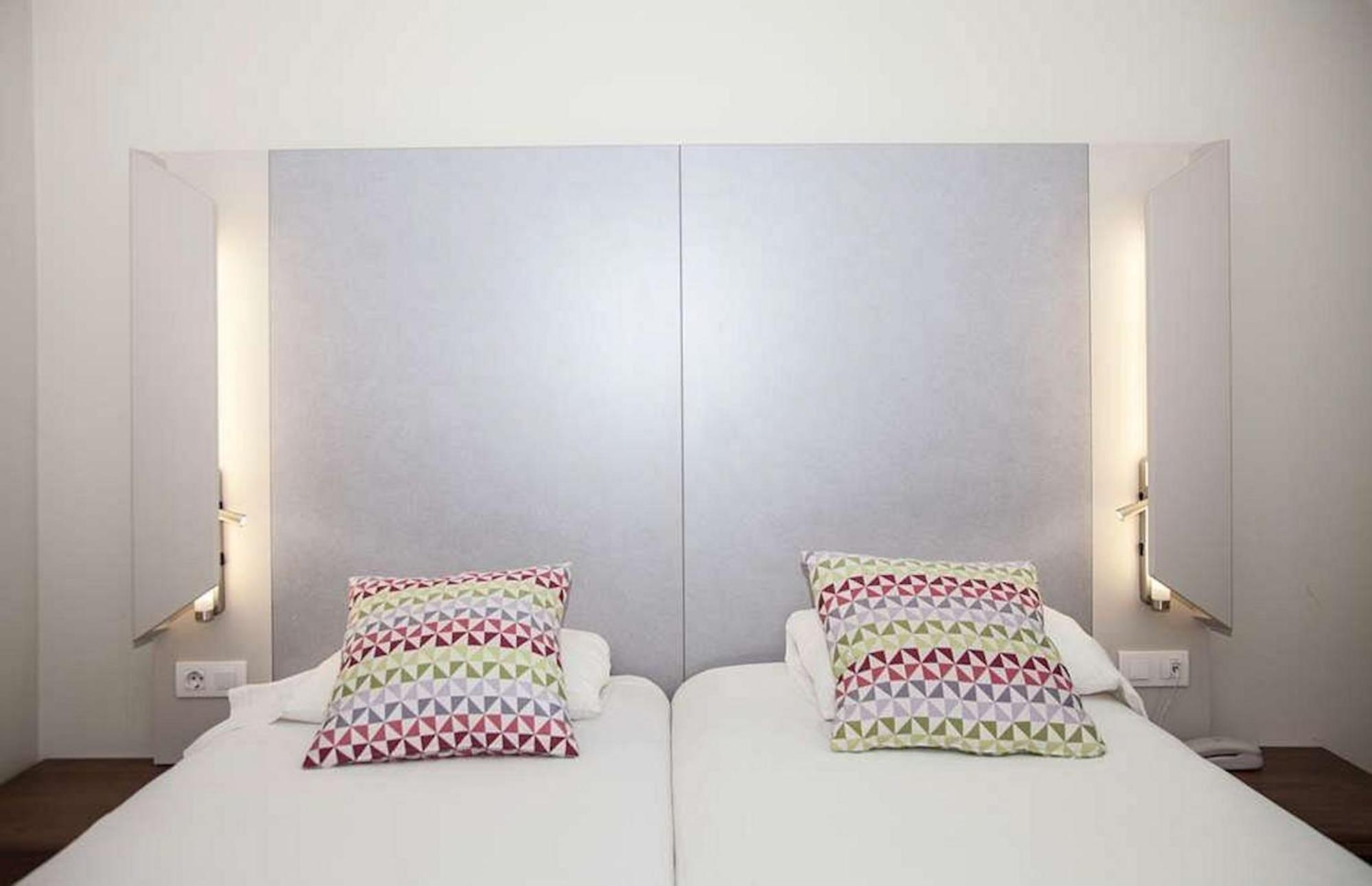 Travelodge Bcn Cornella Fira Hotel Cornella de Llobregat