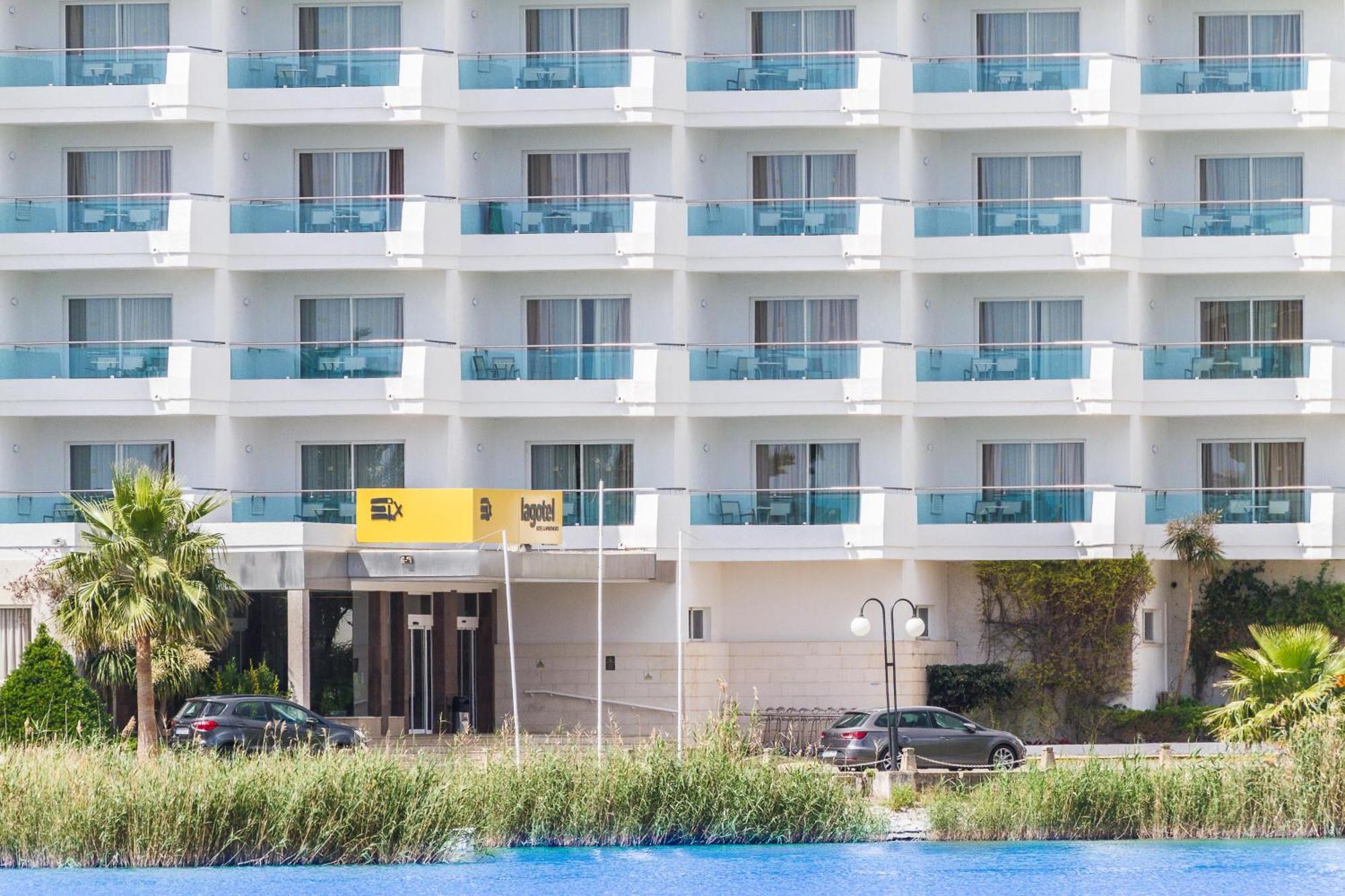 Eix Lagotel Apartahotel 4*