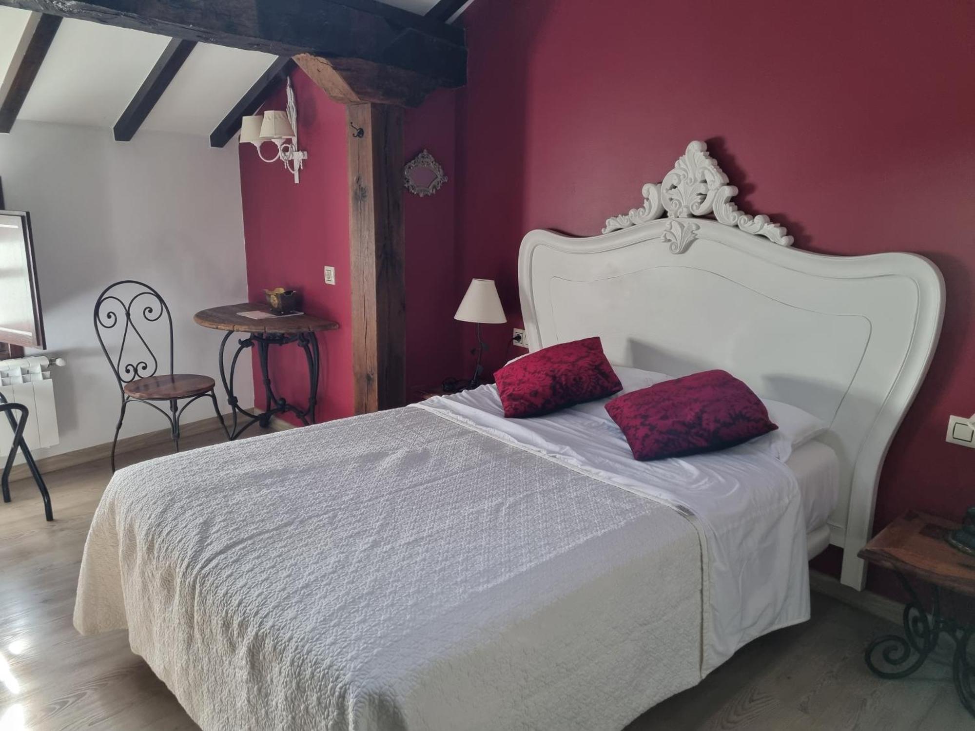 La Casa Encanto Pensión Espinosa de los Monteros