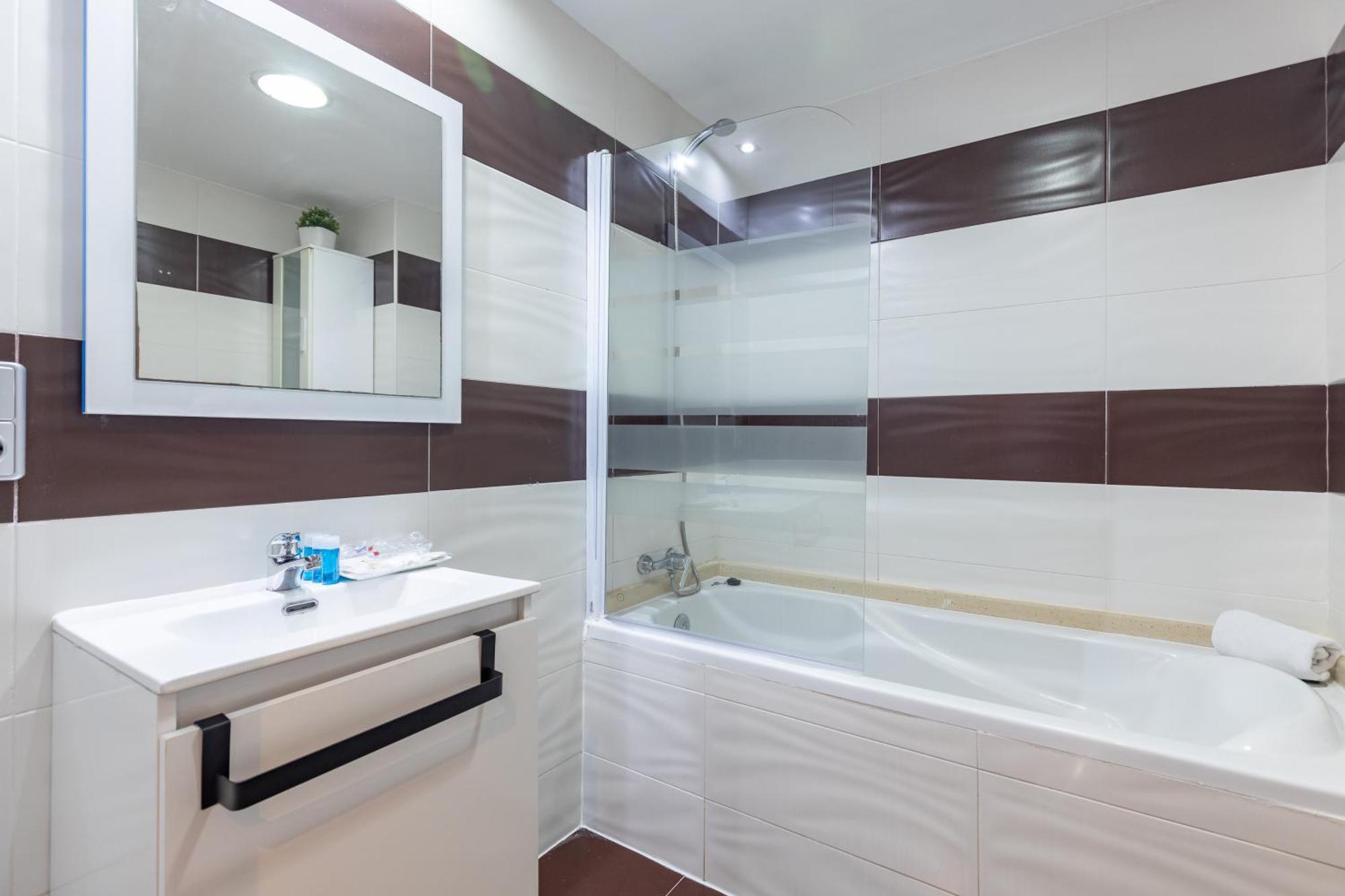 Apartamento Travel Habitat Torres De Serrano