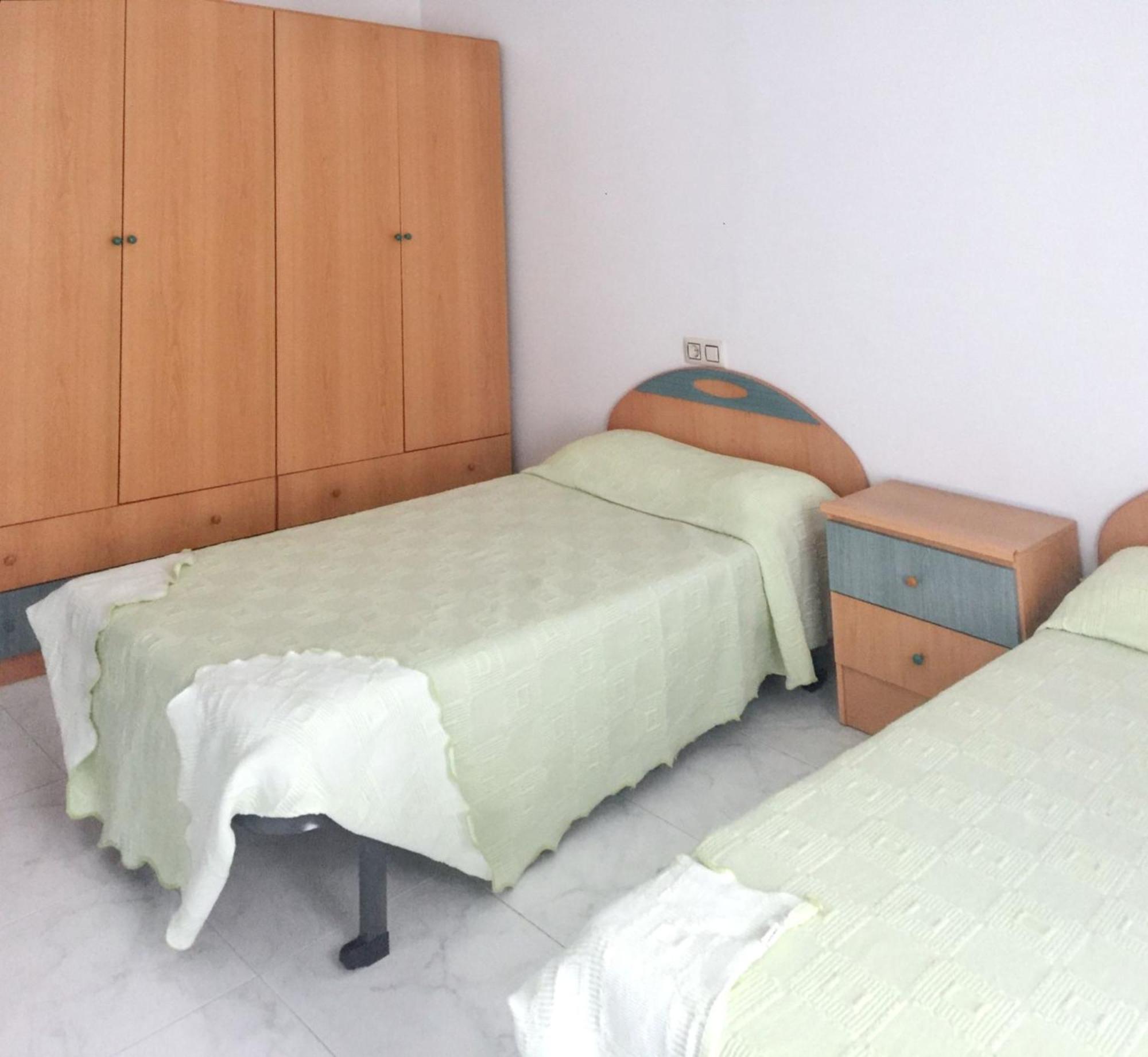 Spacious In With Balcony *