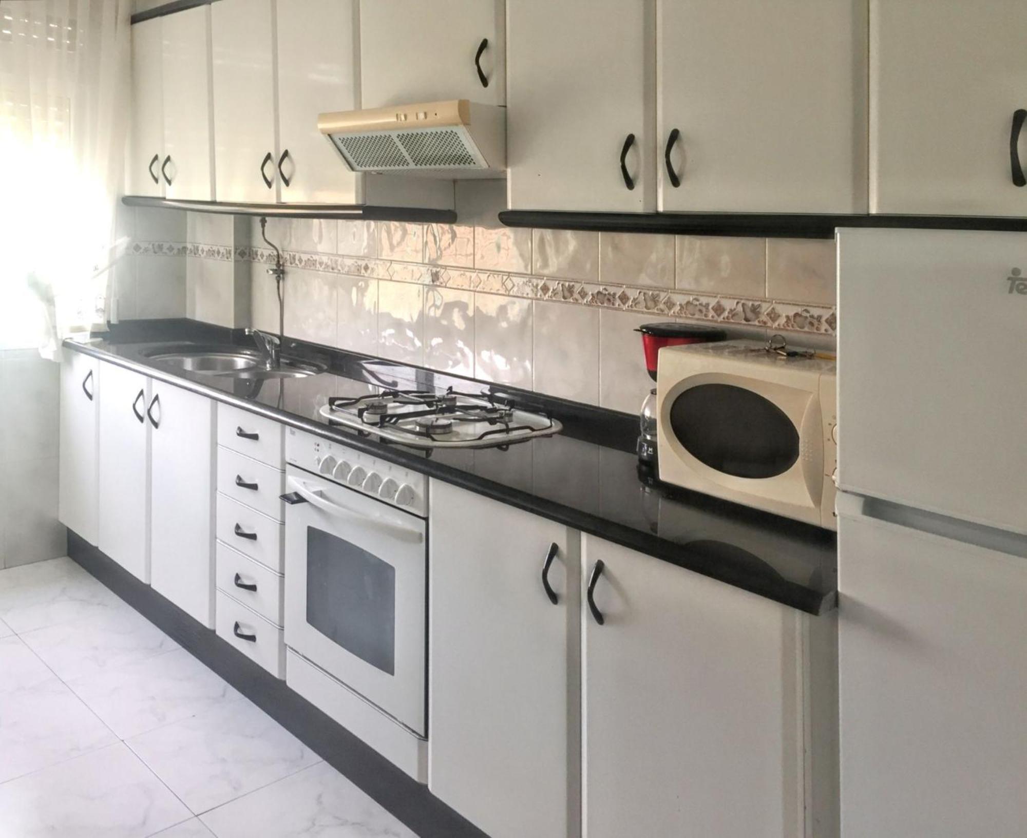 Spacious In With Balcony * Laxe