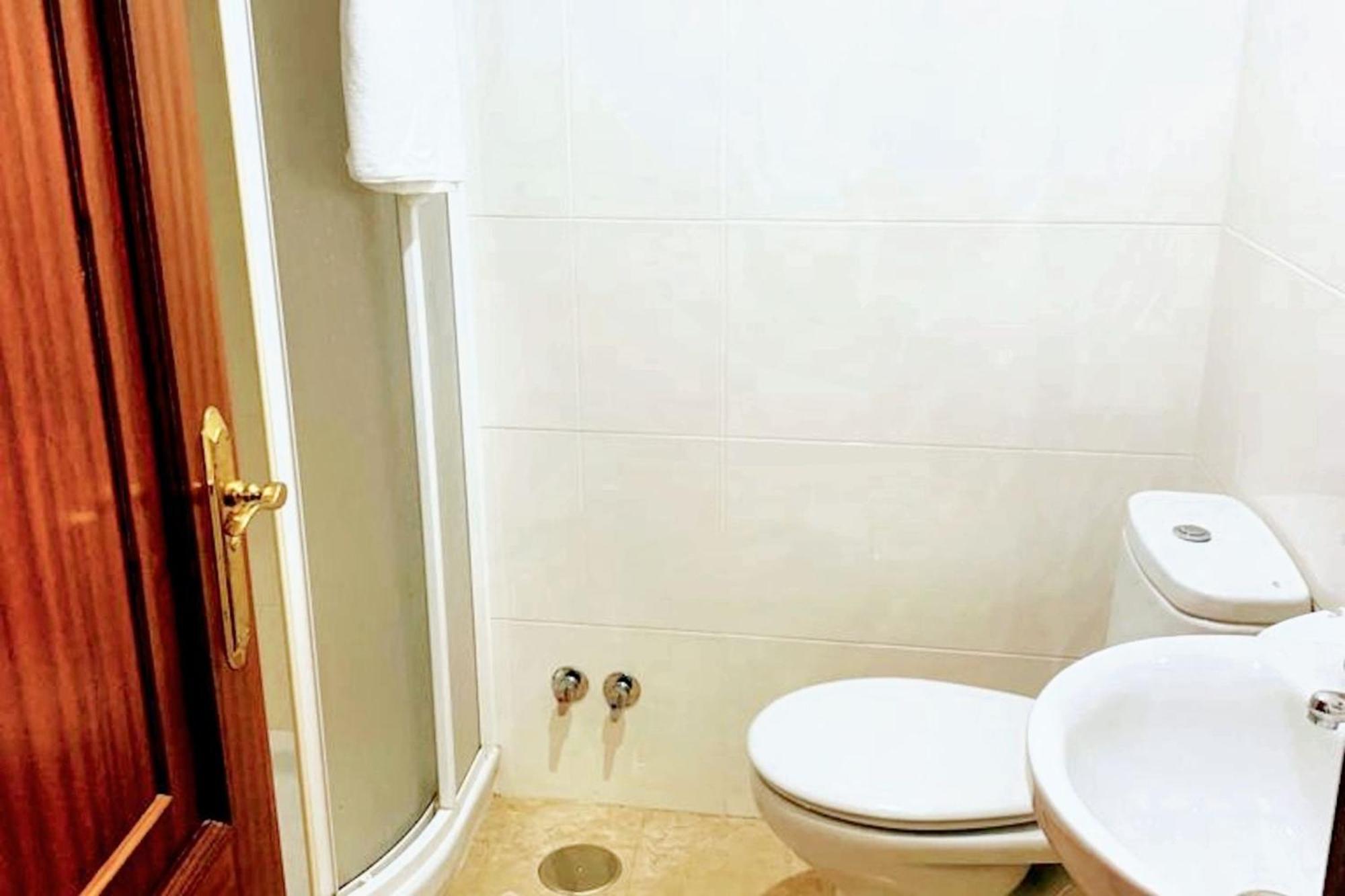 Welcoming House With Sea View In Corme-porto *