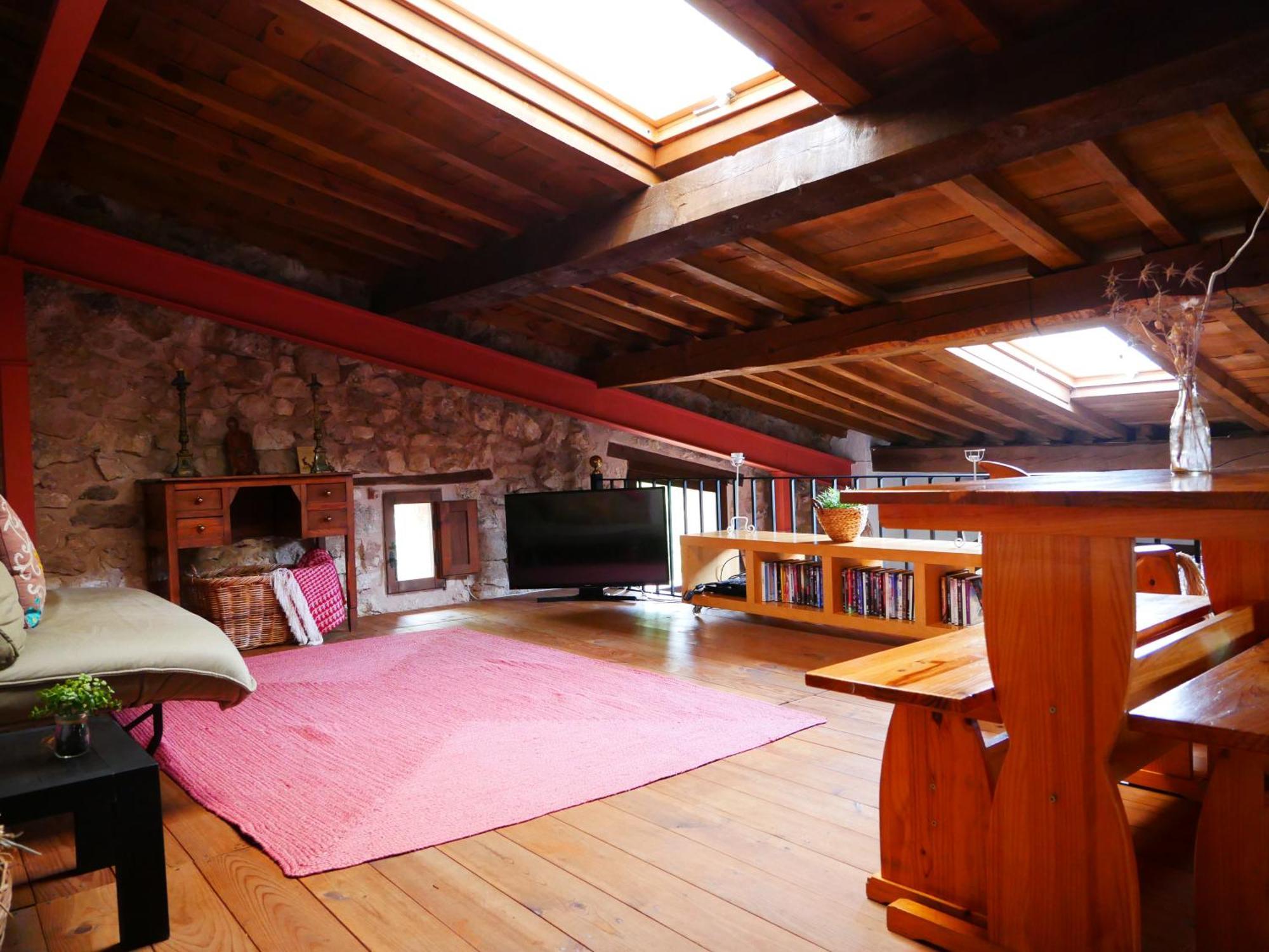 Casa Corazón De Piedra En El Río Dulce *