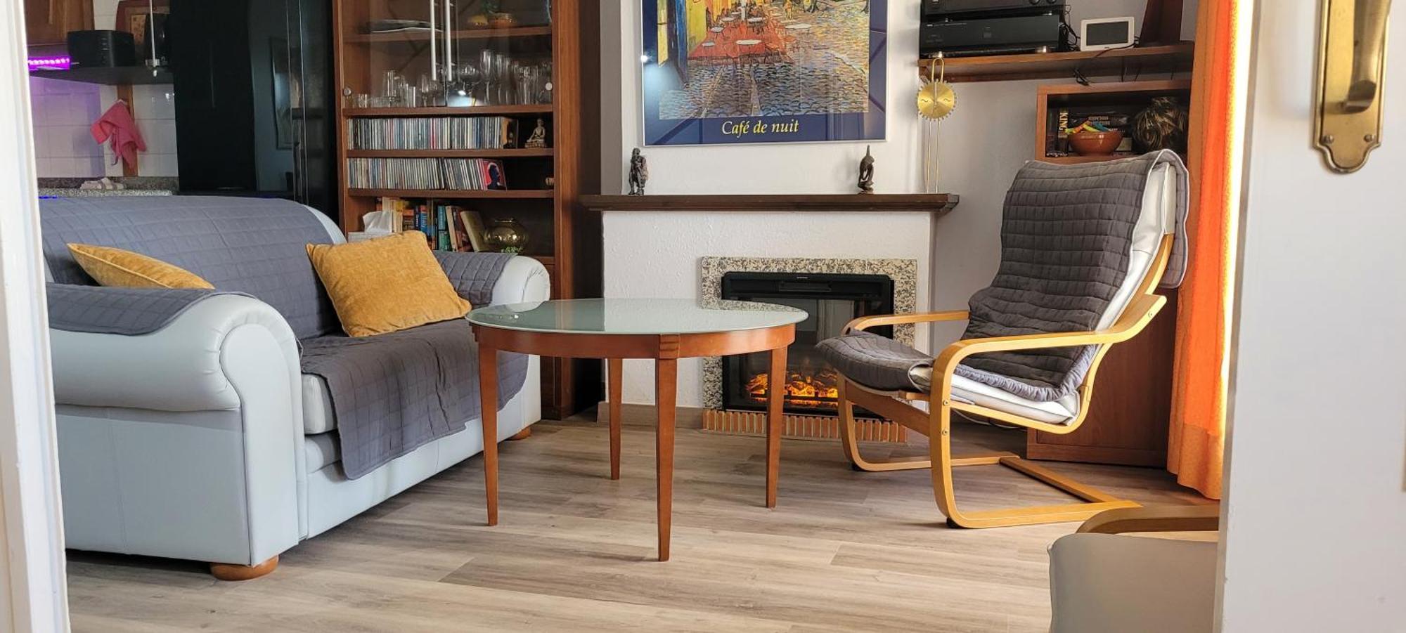 Pearl Apartment