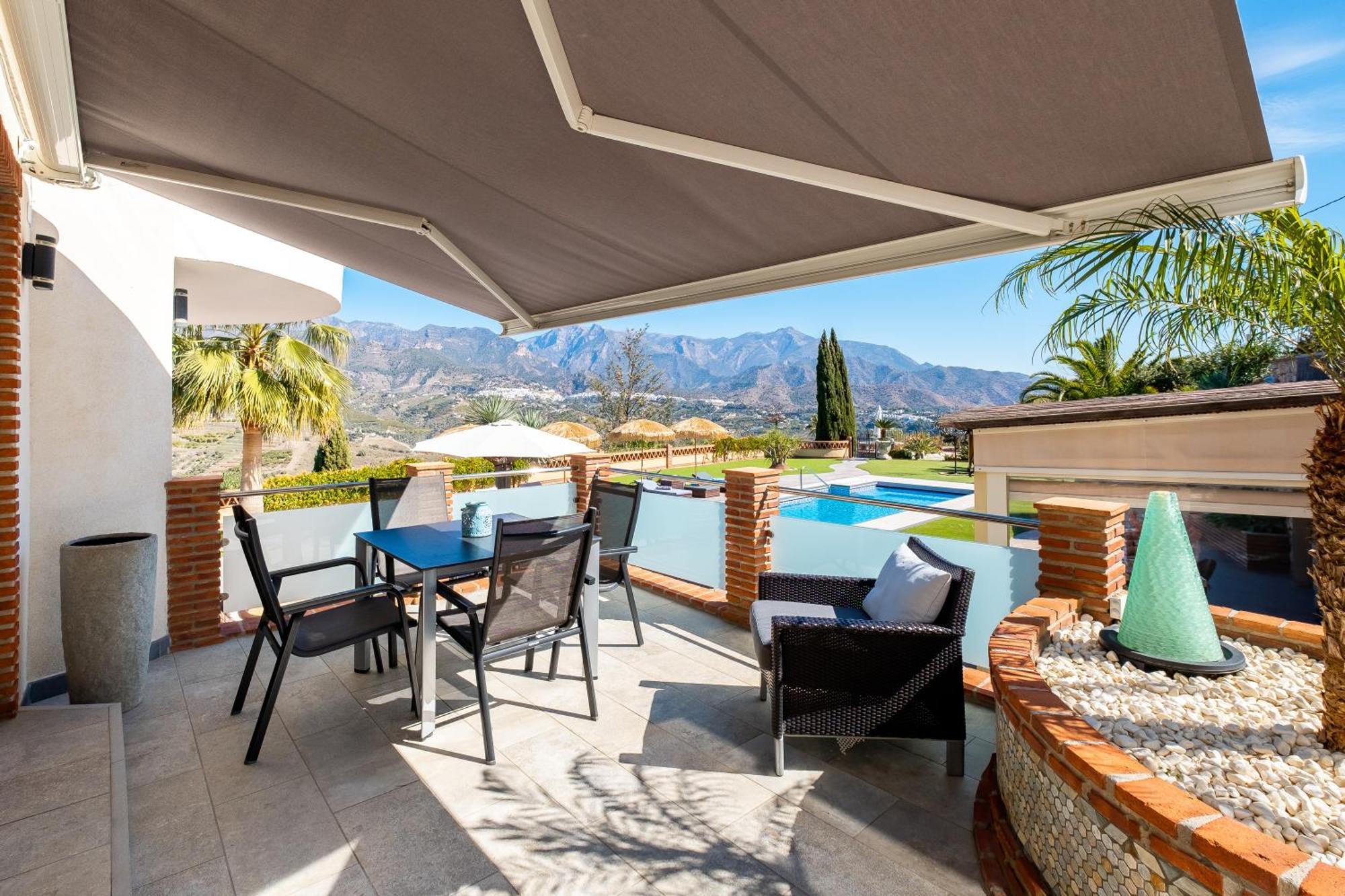Exceptional Costa Del Sol El Espuela For 8 Heated Pool Amazing Views & Quality Torrox