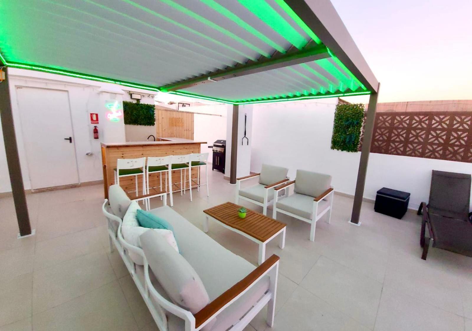 Lagoon Penthouse Apartment