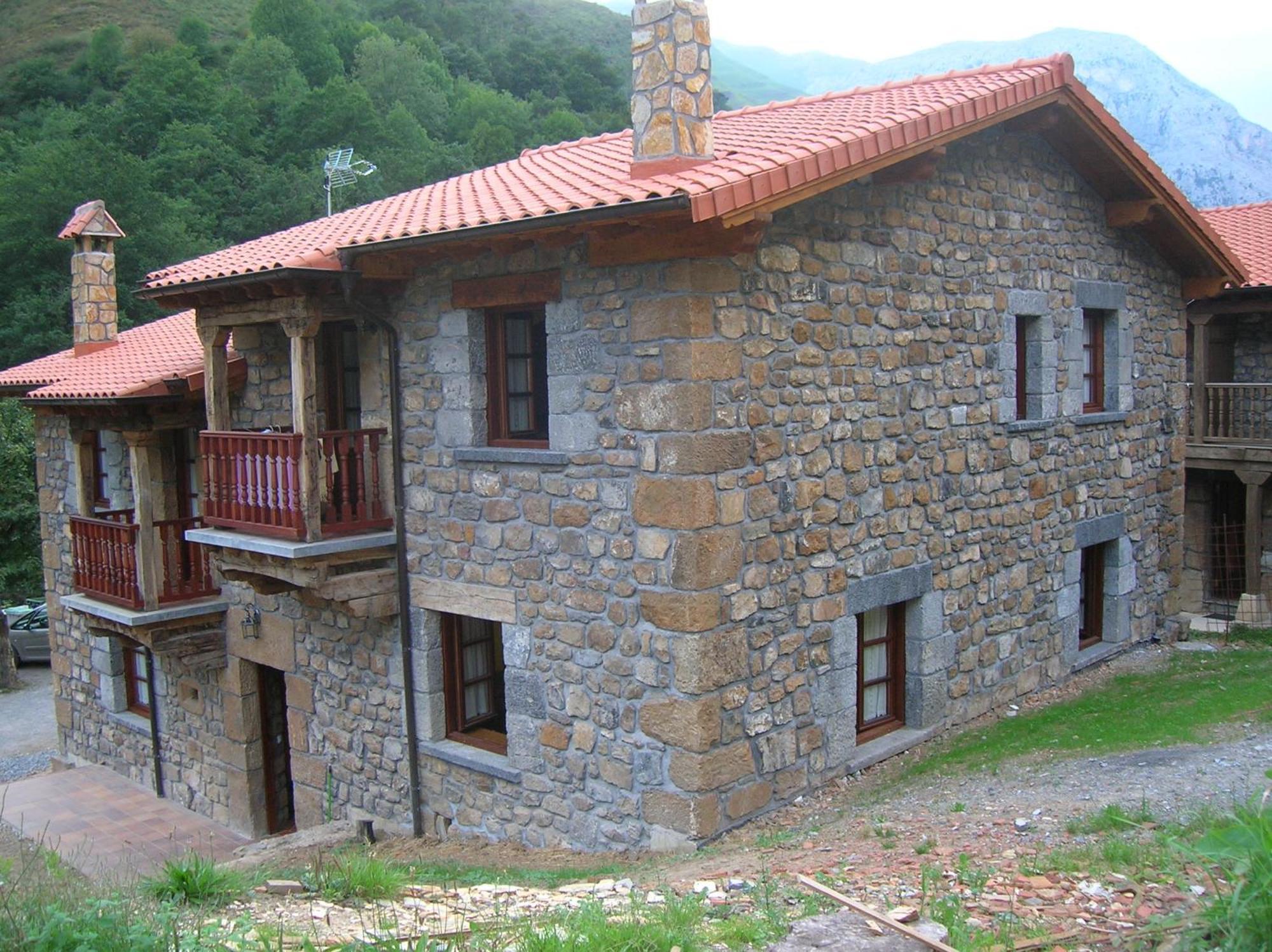 Casucas De Ason *