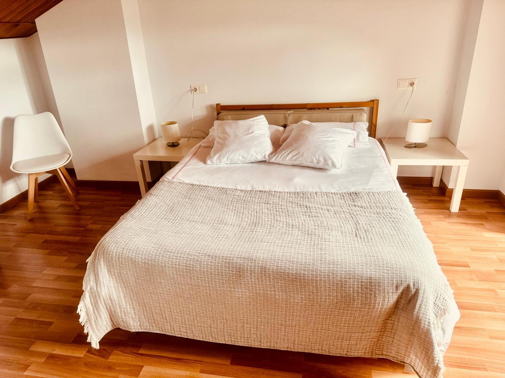 Espacioso Y Luminoso Duplex Con Buhardilla * Valdelinares (Aragon)