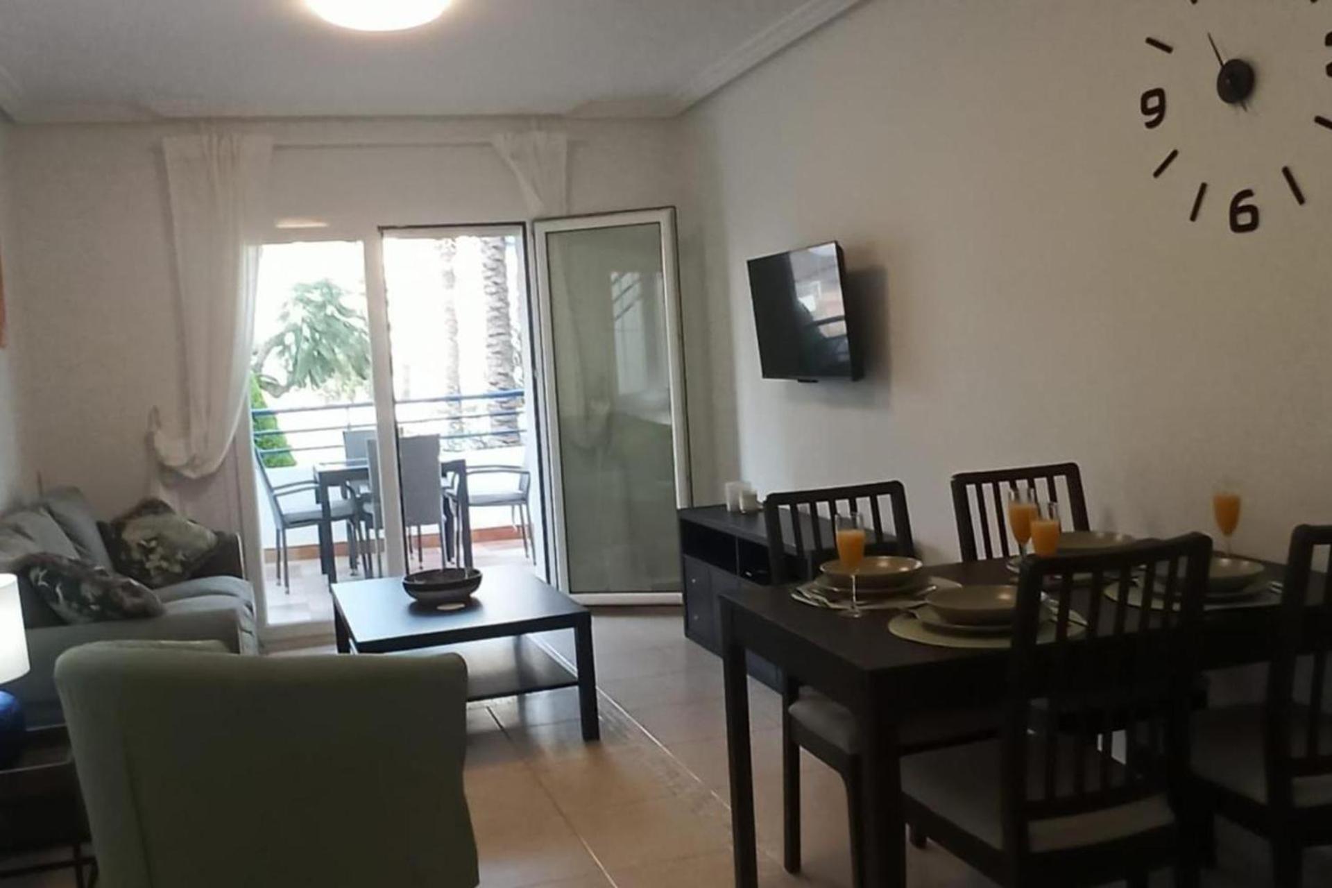 2 Bed - Close To - Pool - Balcony Apartment *