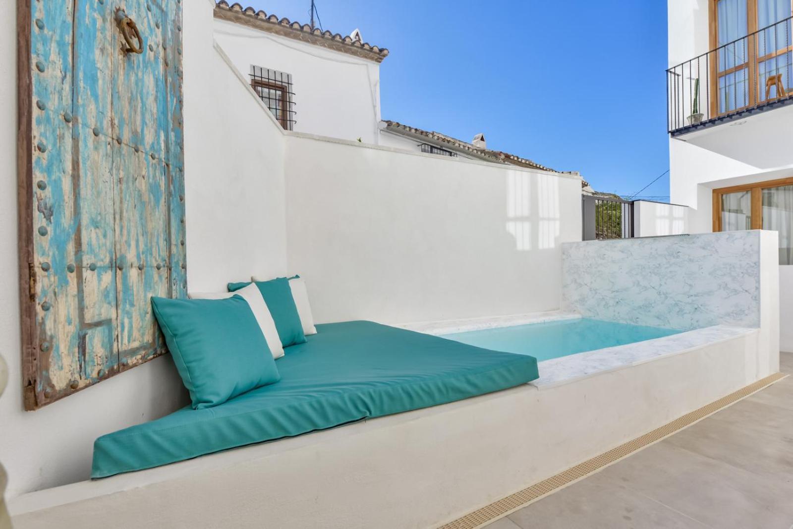 Hotel Mimar - Disenado Adultos