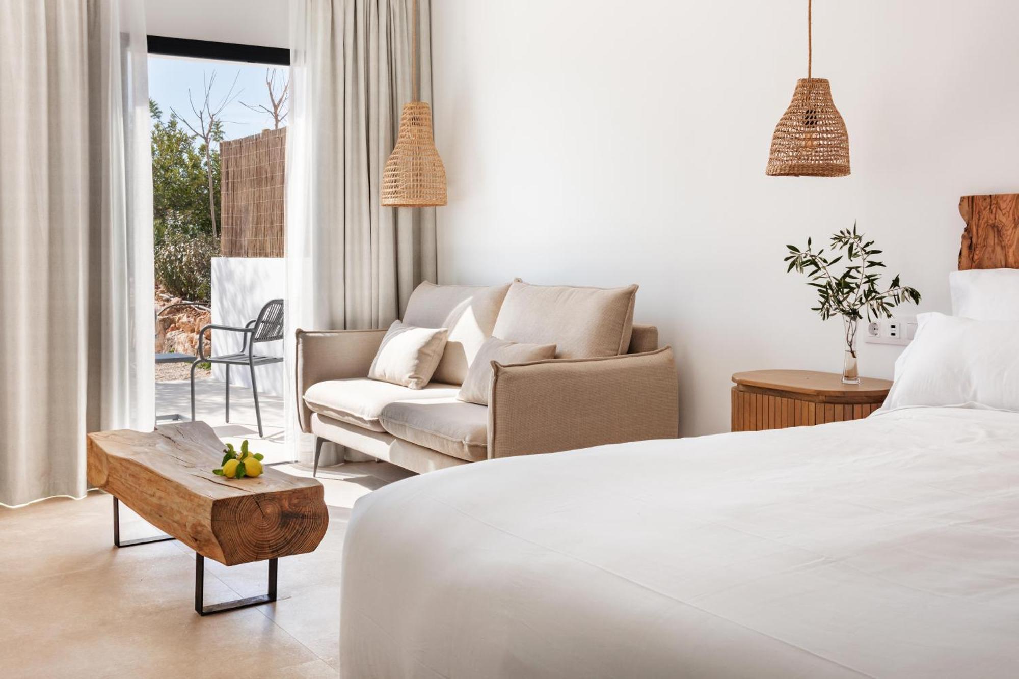 Boutique Mi Almazara Hotel 4*