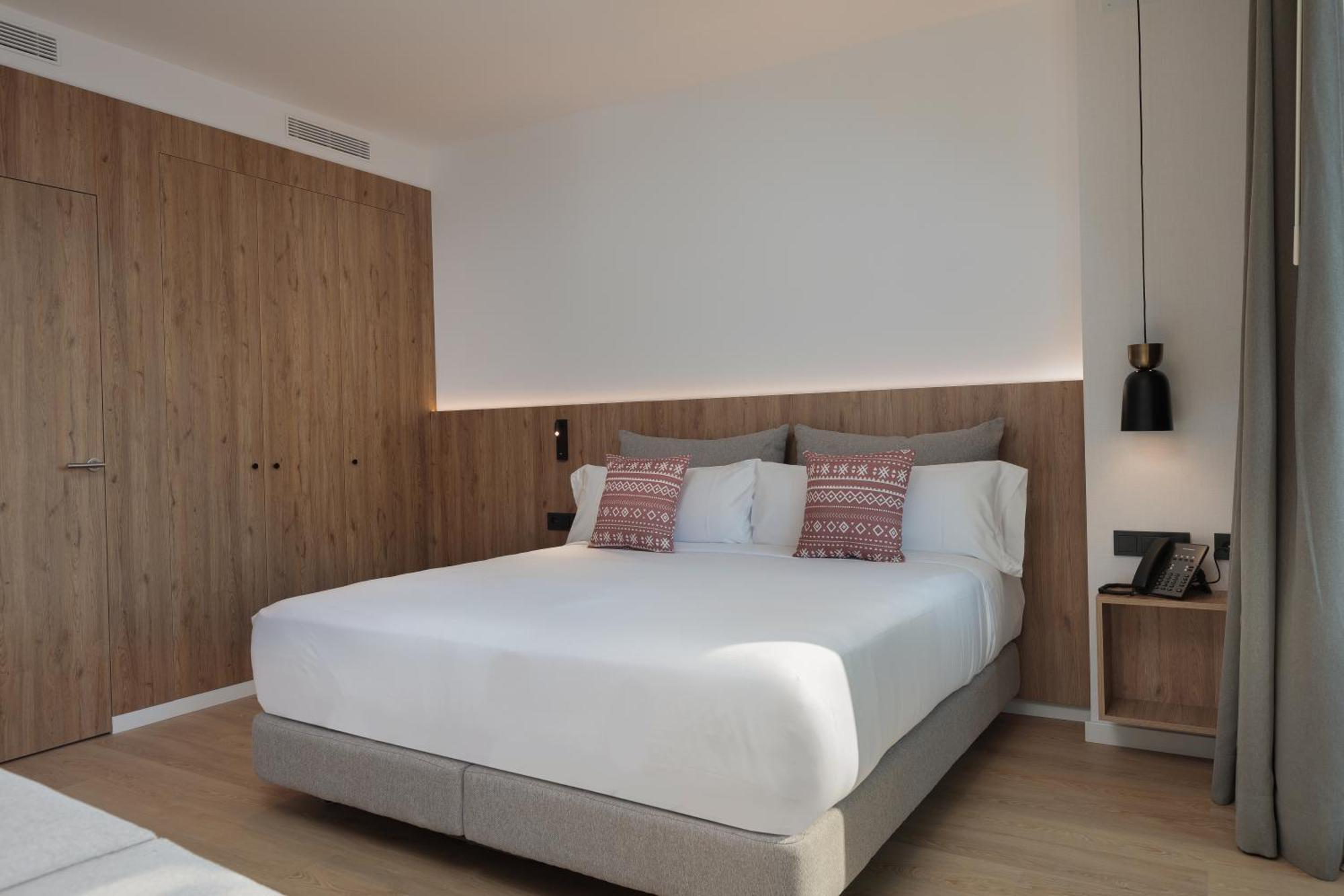 Tembo Barcelona 4*