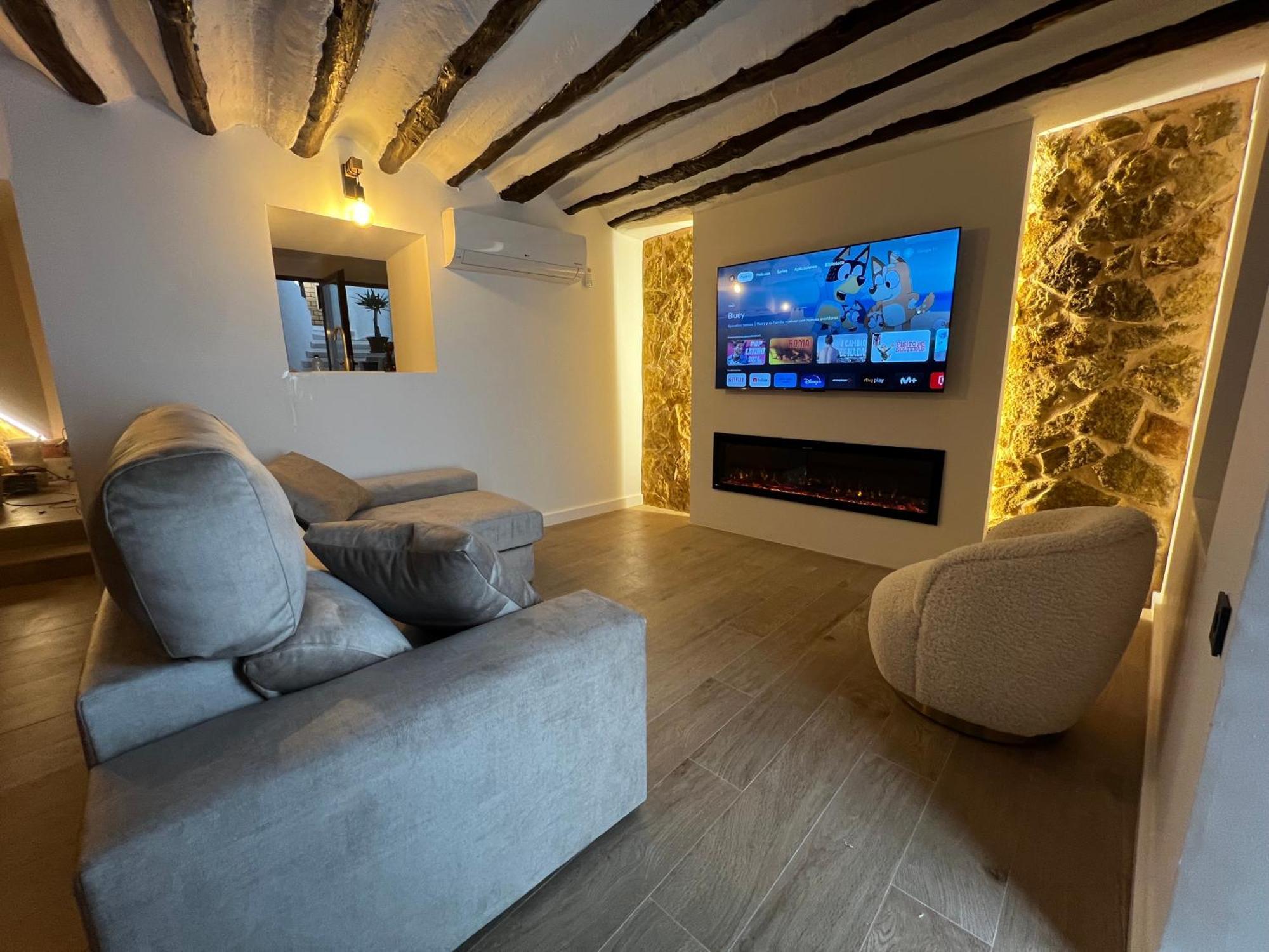 Chalet Hoyo Del Moro *
