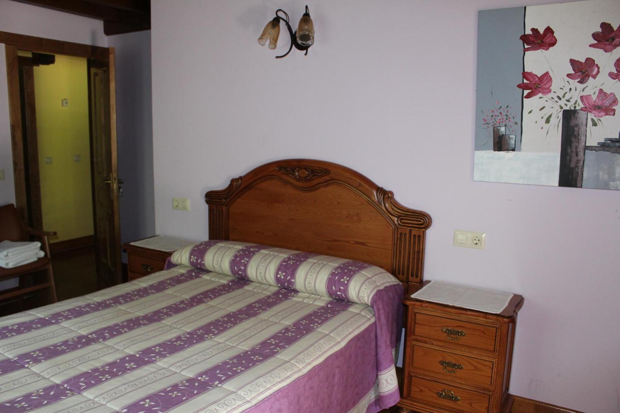 La Gueera - Casas De Picos *