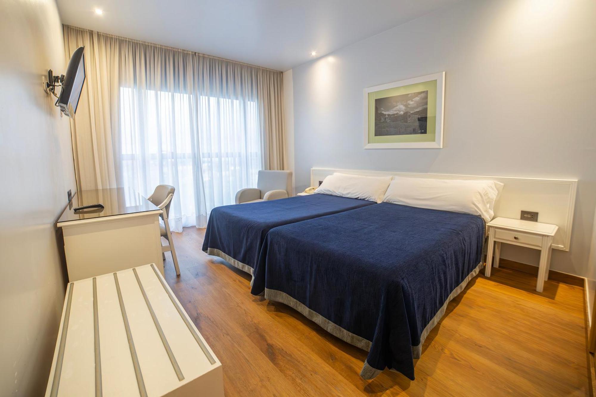 Auditorio Santiago & 4* Lugo