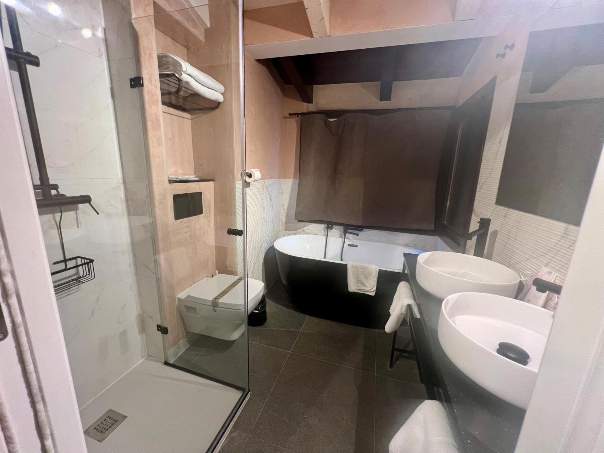 Hospederia El Batan Hotel