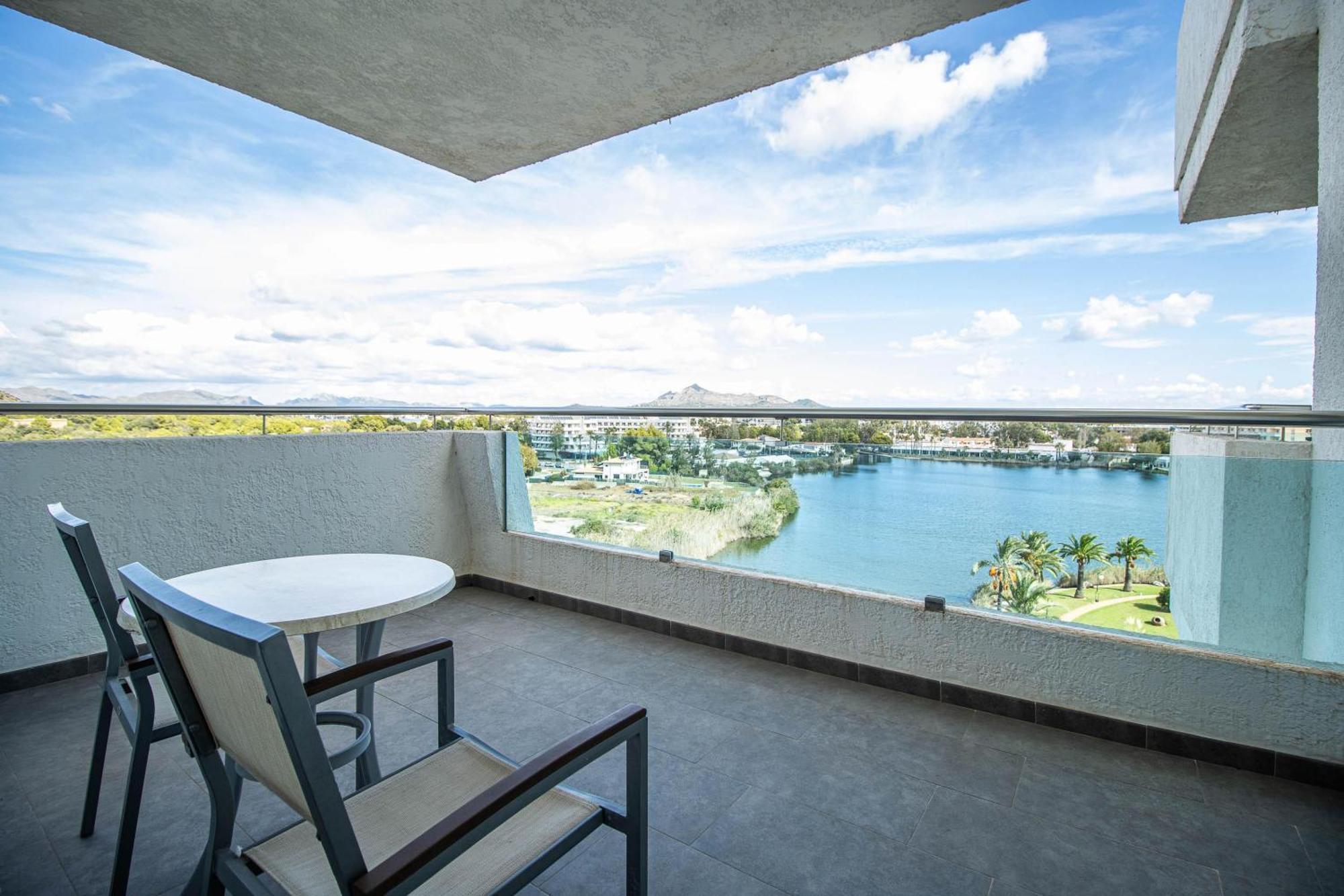 Eix Lagotel Apartahotel 4*