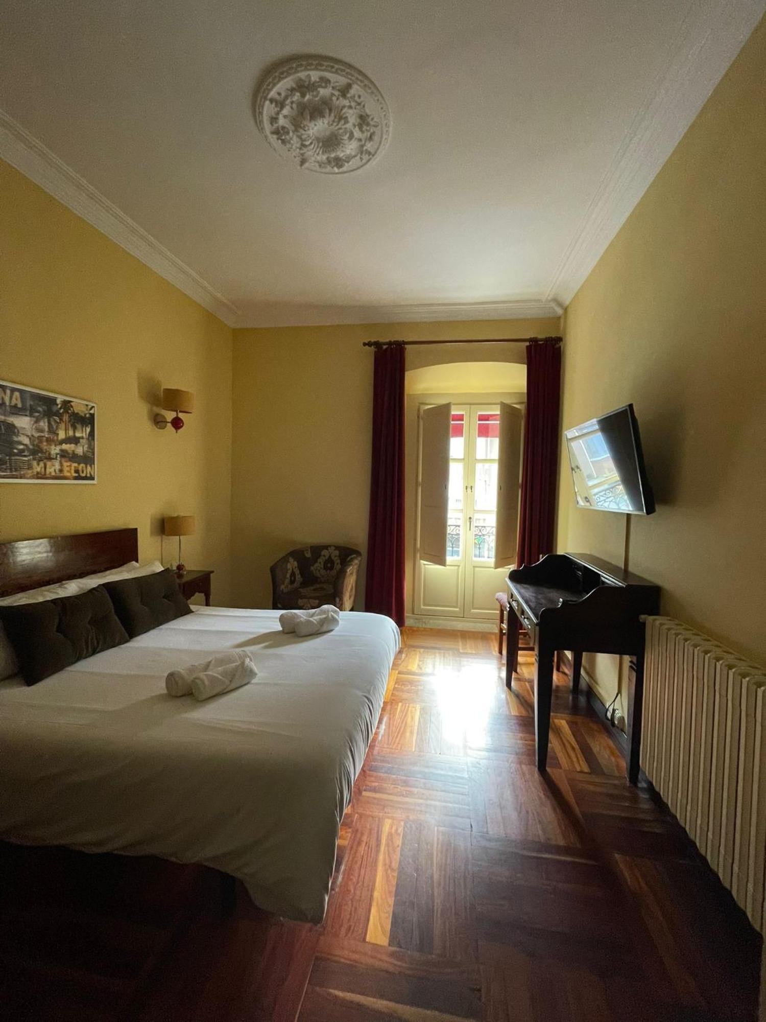 Guest house Esmeralda 2*