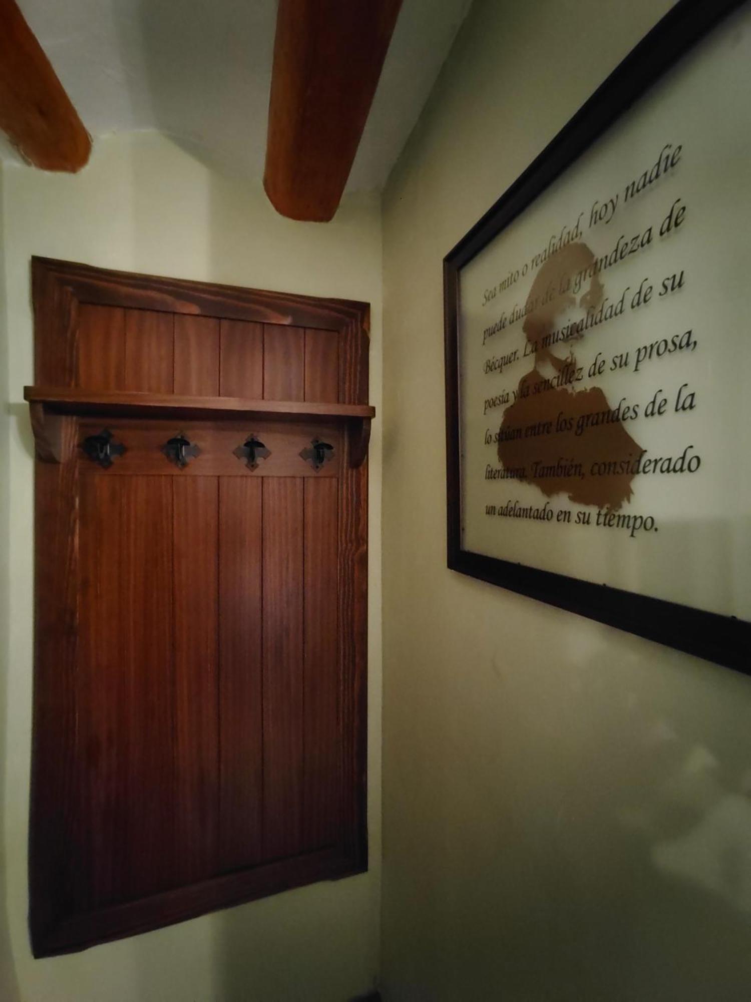 La Alcoba De Becquer *