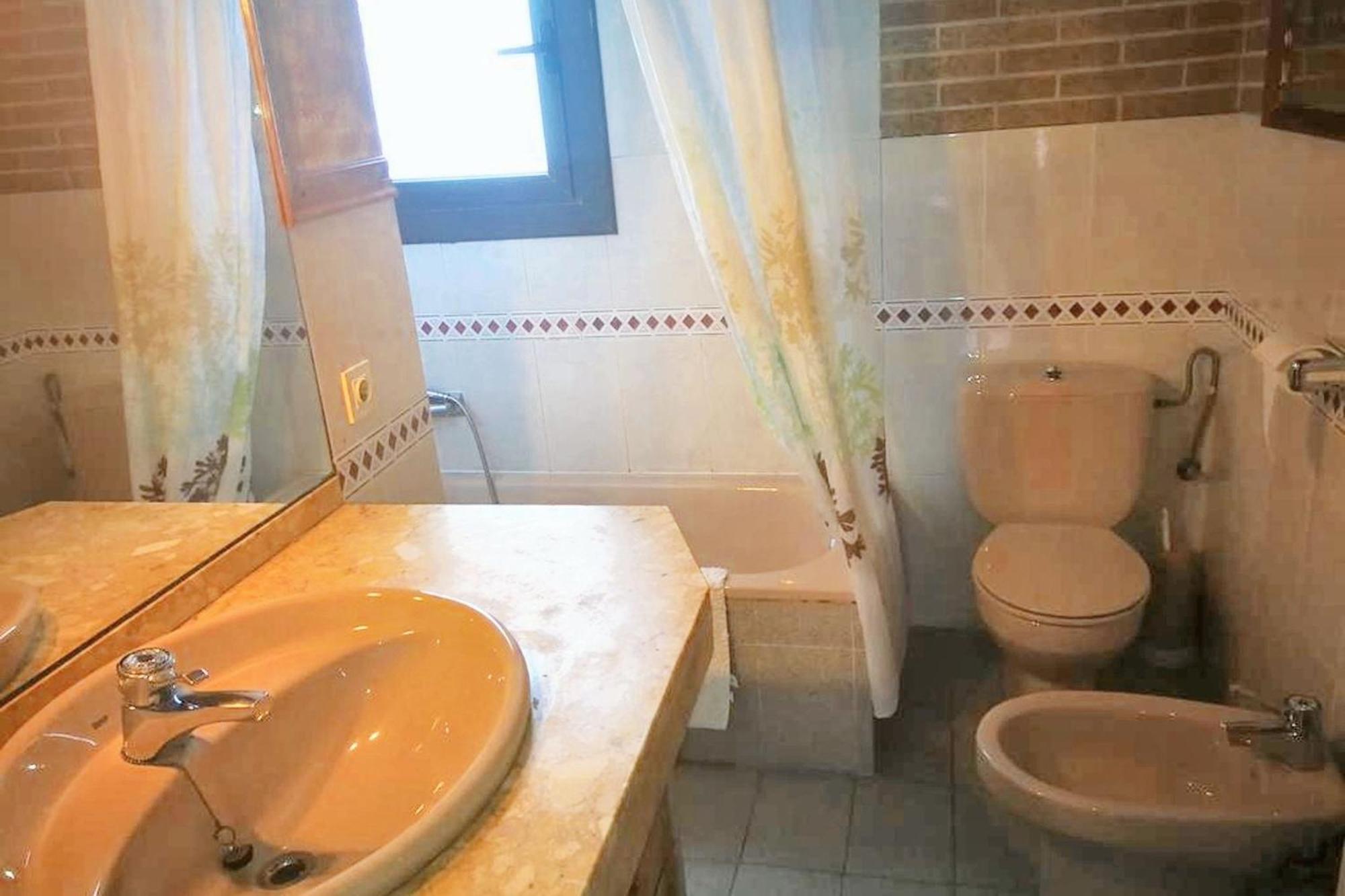 Comfortable House Near With View Сasa de vacaciones Esparreguera