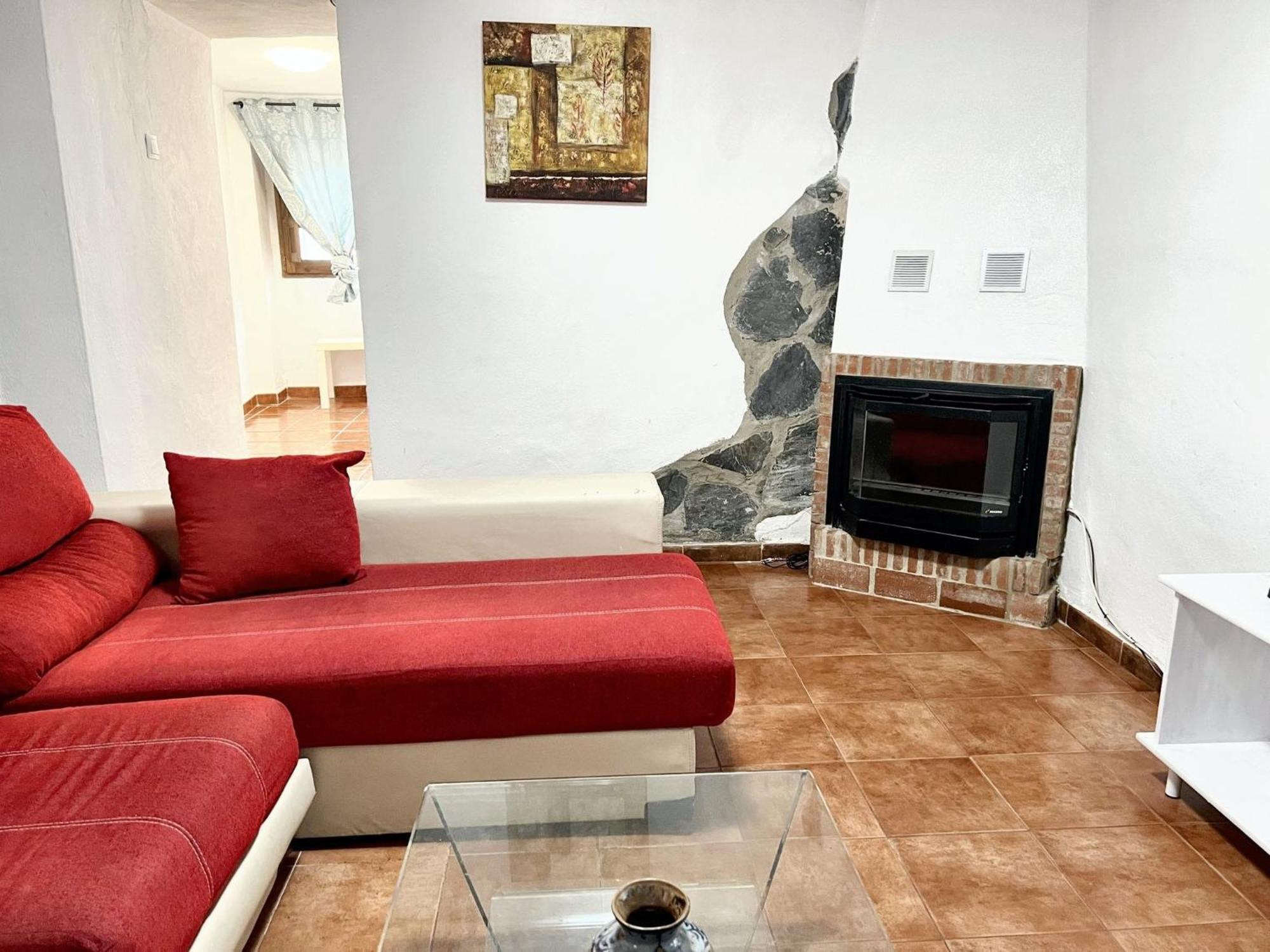 Spacious House In With Fireplace * Benalauría